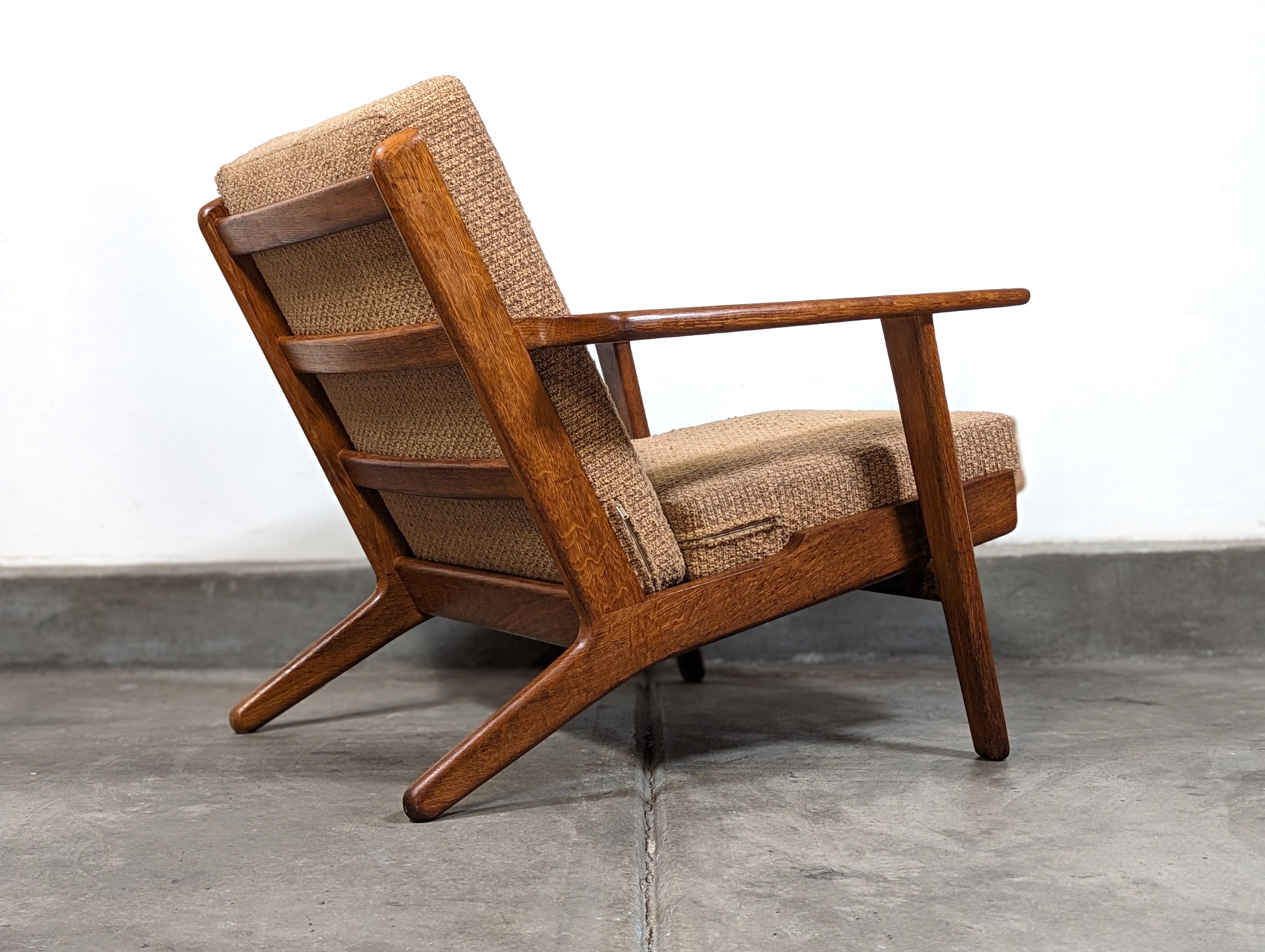 Mid Century Oak Lounge Chair by Hans Wegner for GETAMA GE-290, Denmark, 1960s For Sale 12