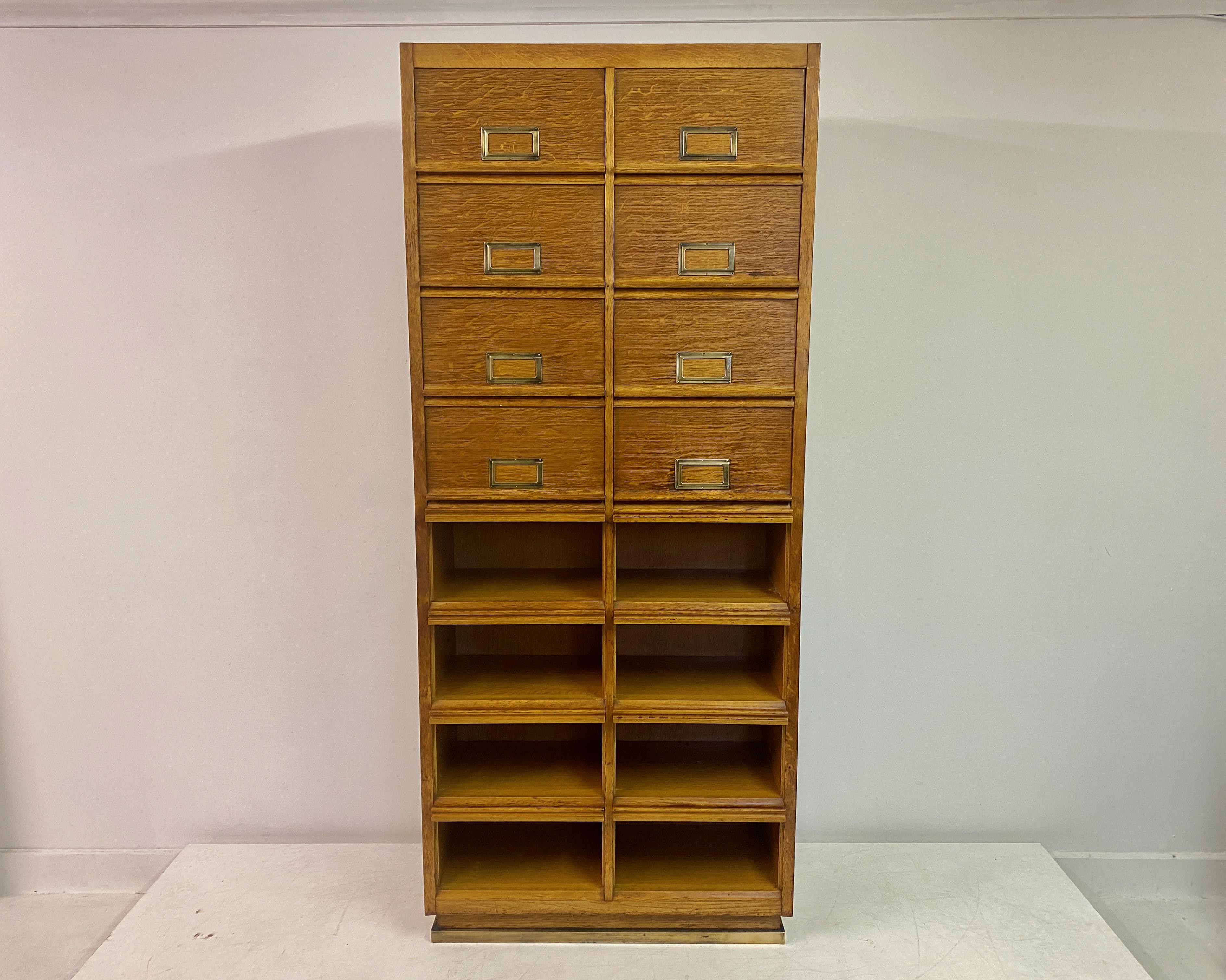 Mid Century Oak Multi Drawer Cabinet For Sale 1