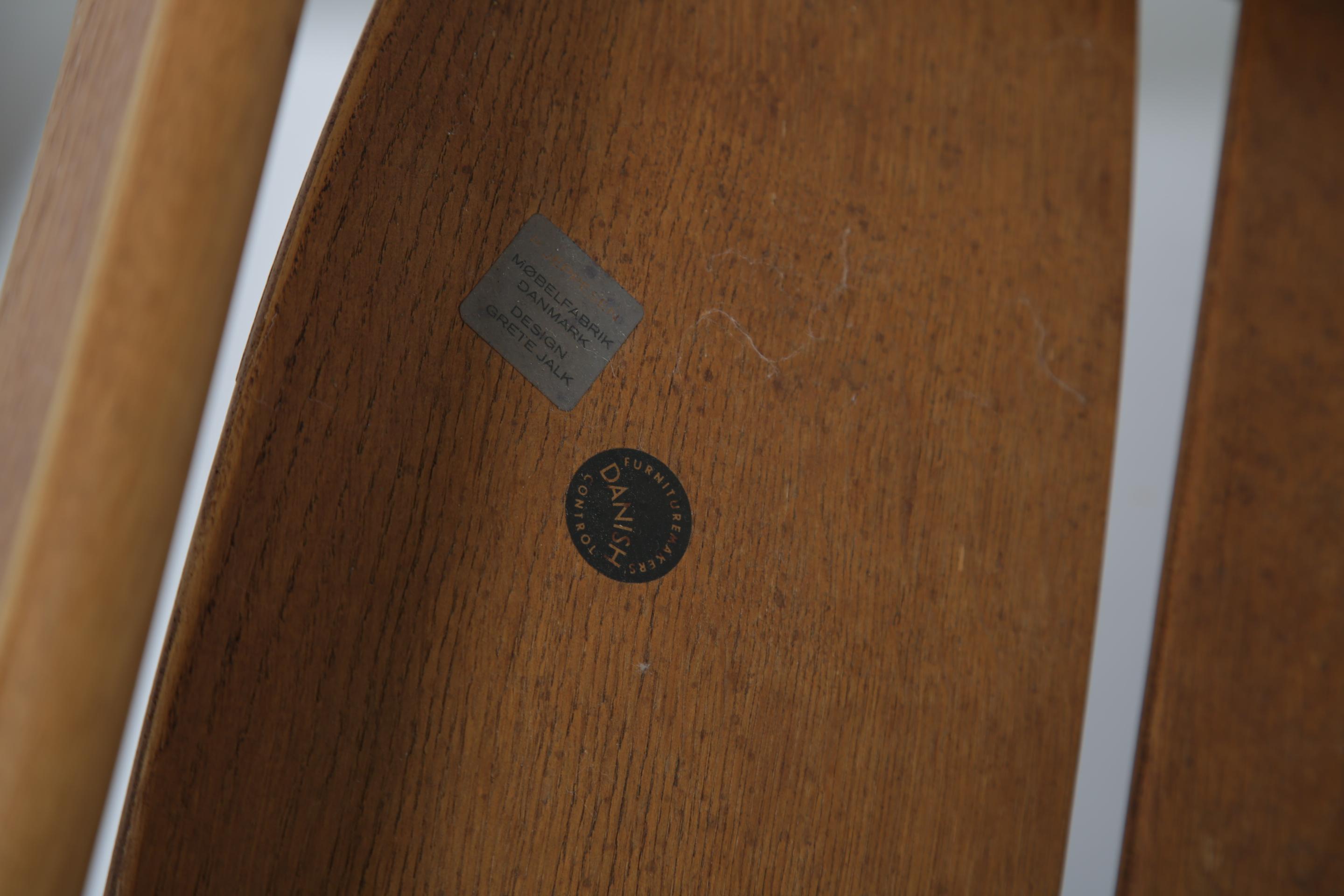 Mid-century Oak Side Chair PJ3-1 by Grete Jalk for Poul Jeppesen, Danish 1960s. For Sale 8