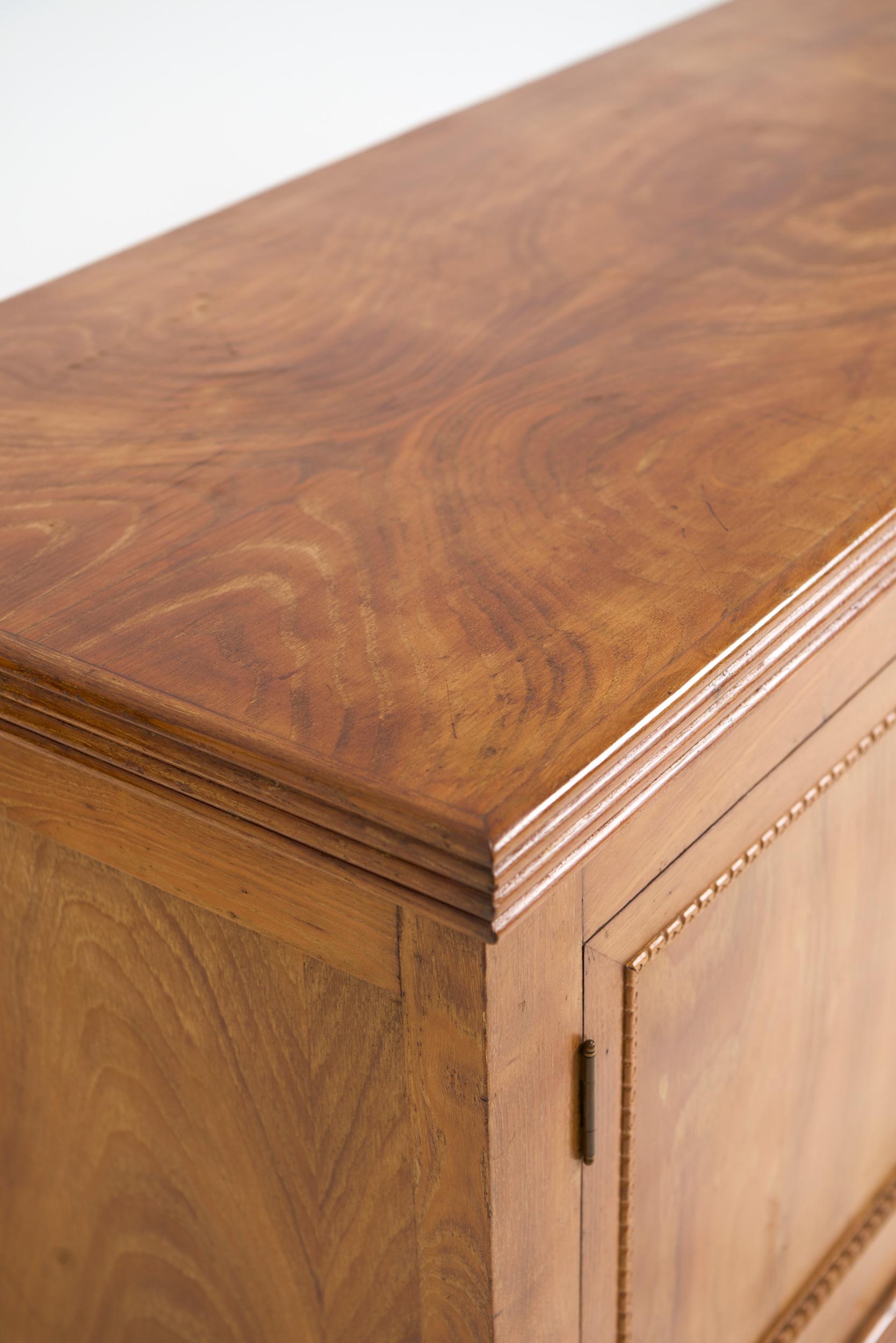 Mid-Century Eiche Sideboard im Angebot 5