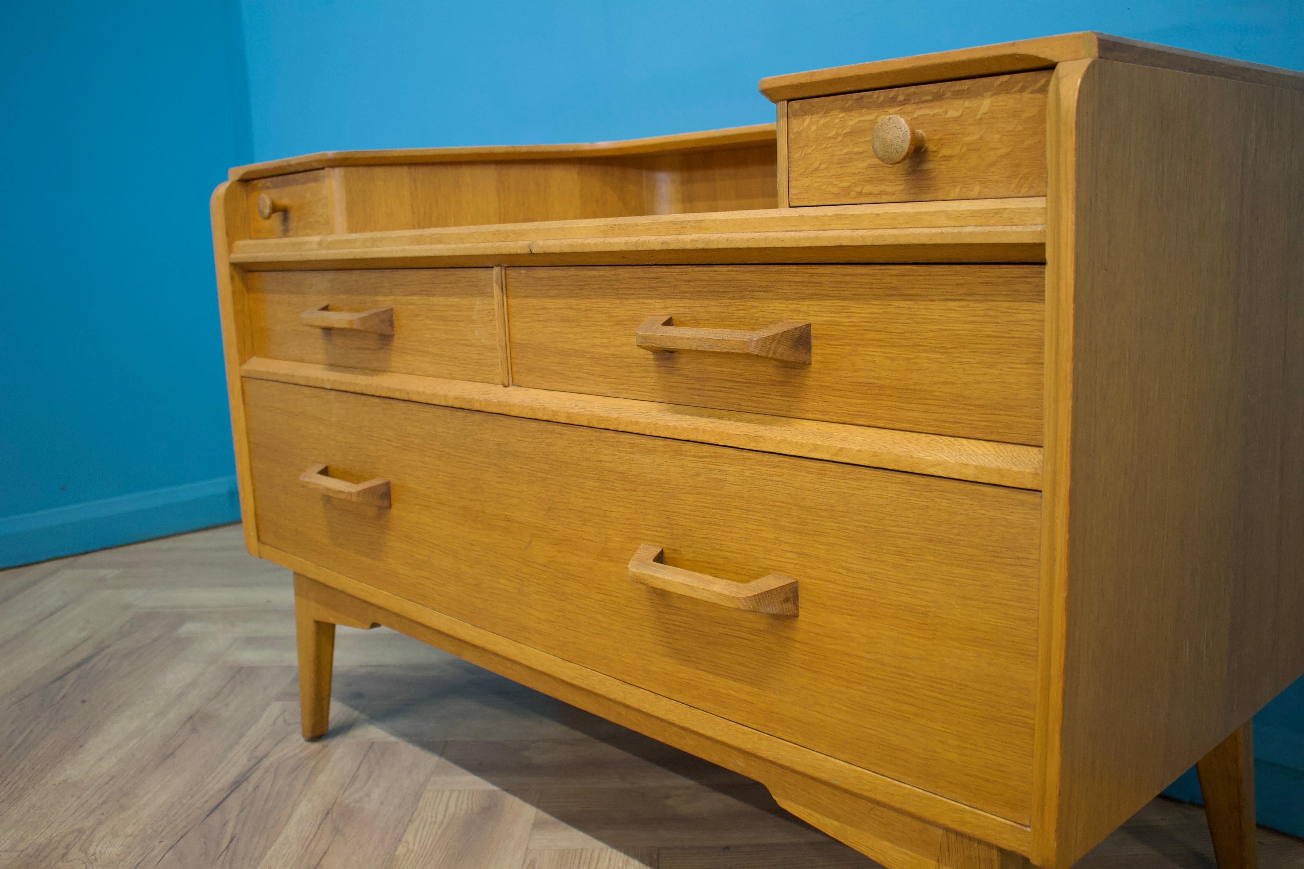 Chêne Buffet en Oak du milieu du siècle de G-Plan, années 1950 en vente