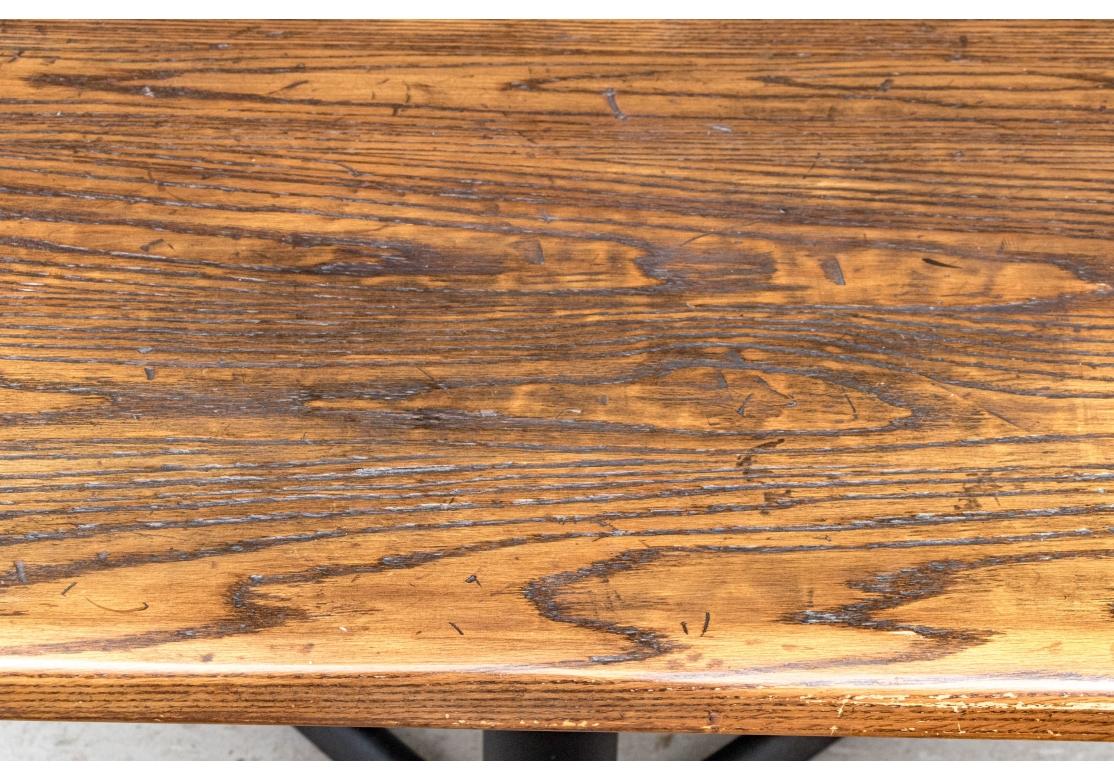 Mid Century Oak Top Pedestal Table (20. Jahrhundert) im Angebot