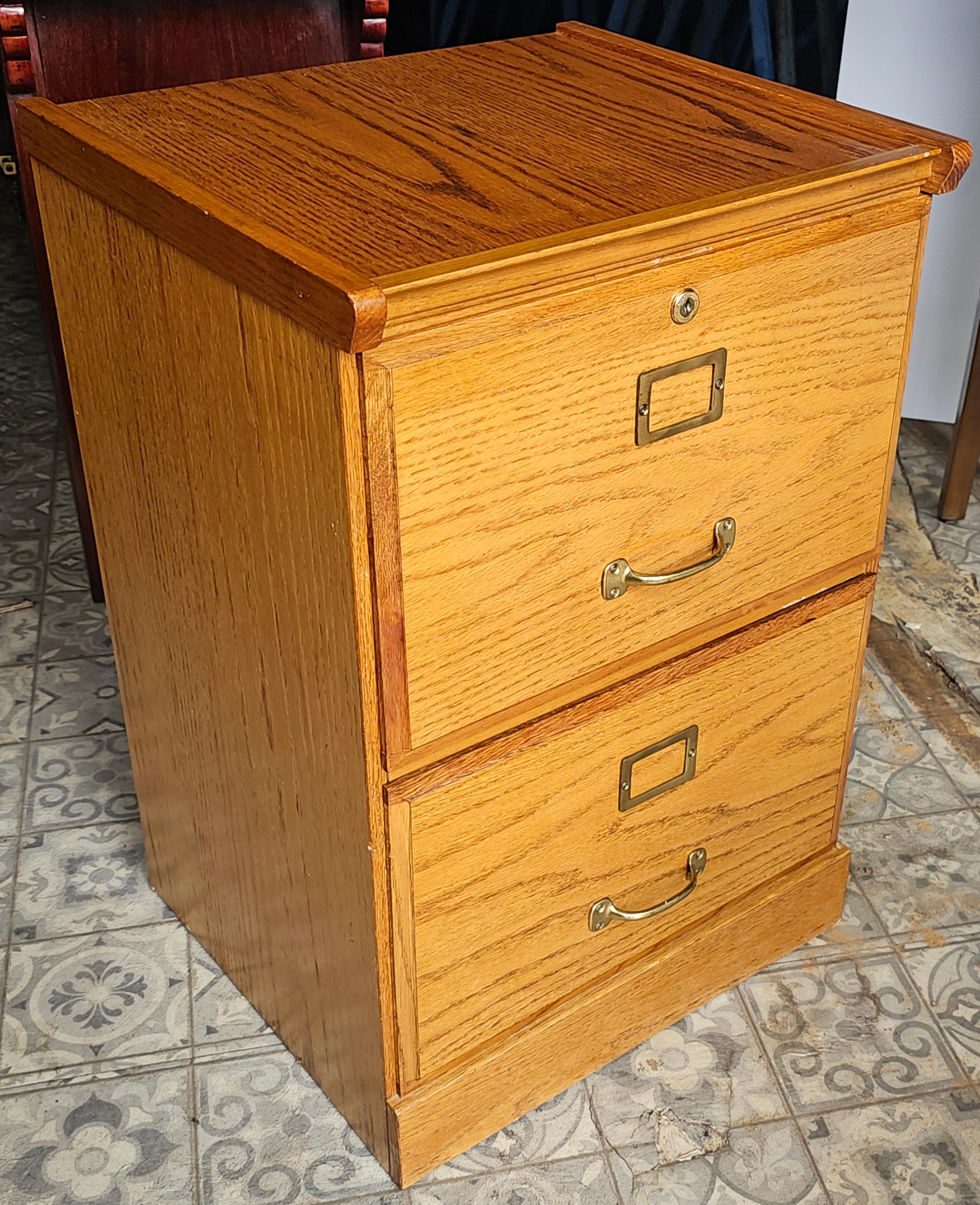 Mid-Century Modern Mid-Century Oak Two-Drawer Legal Size Filing Cabinet with lock For Sale