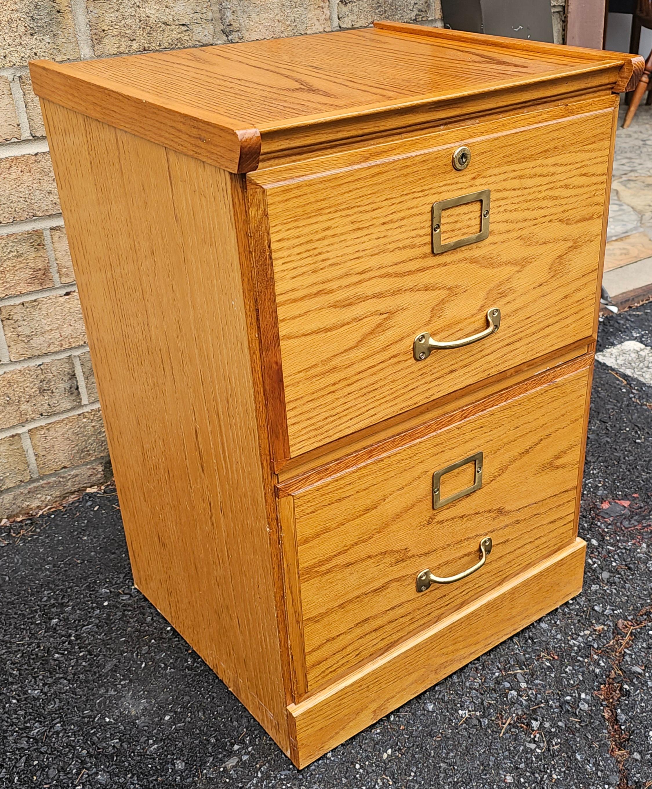 Mid-Century Oak Two-Drawer Legal Size Filing Cabinet with lock In Good Condition For Sale In Germantown, MD