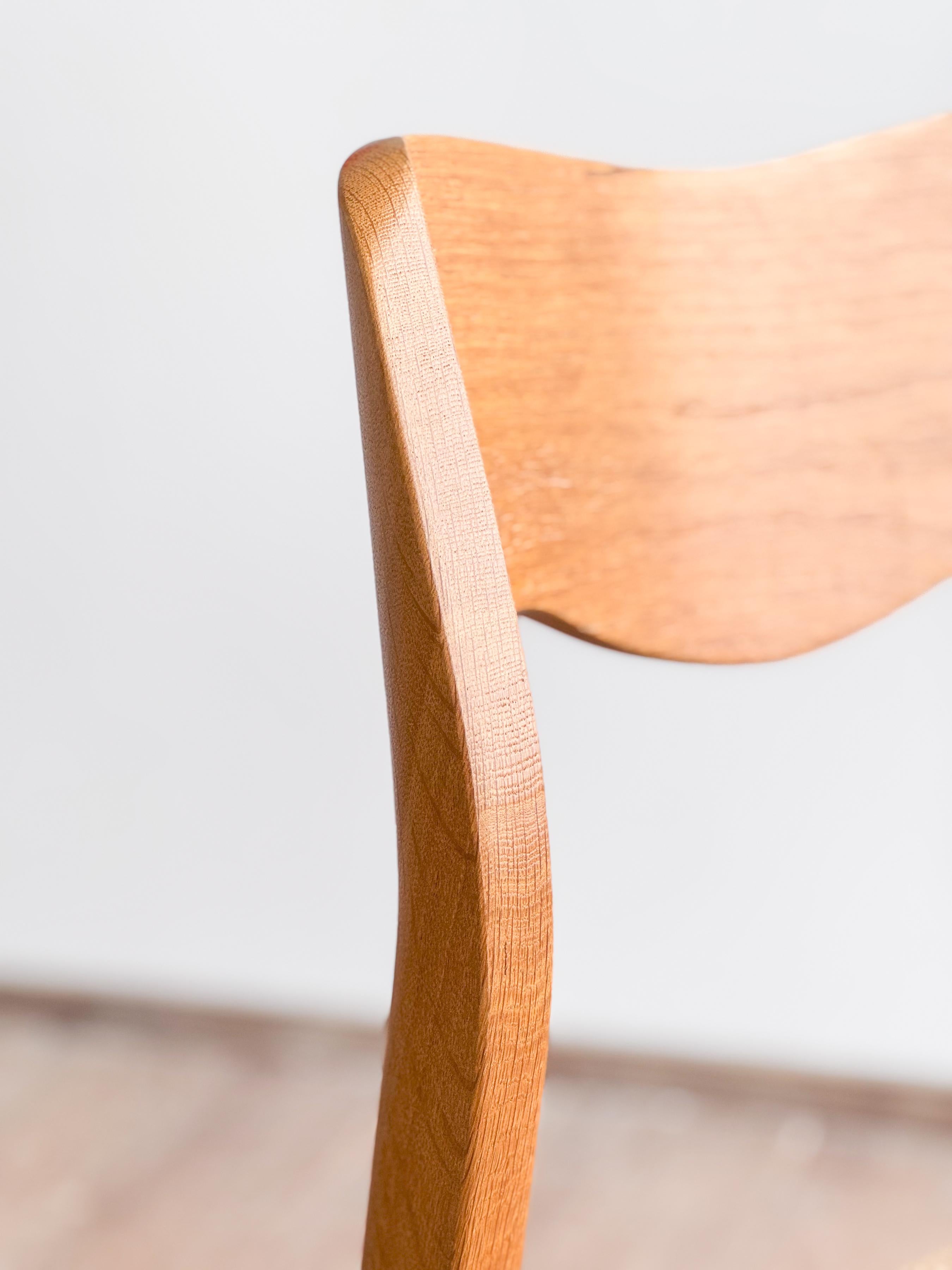 Mid-Century Oak wood Dining Chair model 71 by Niels O. Møller for J. L. Moller For Sale 6