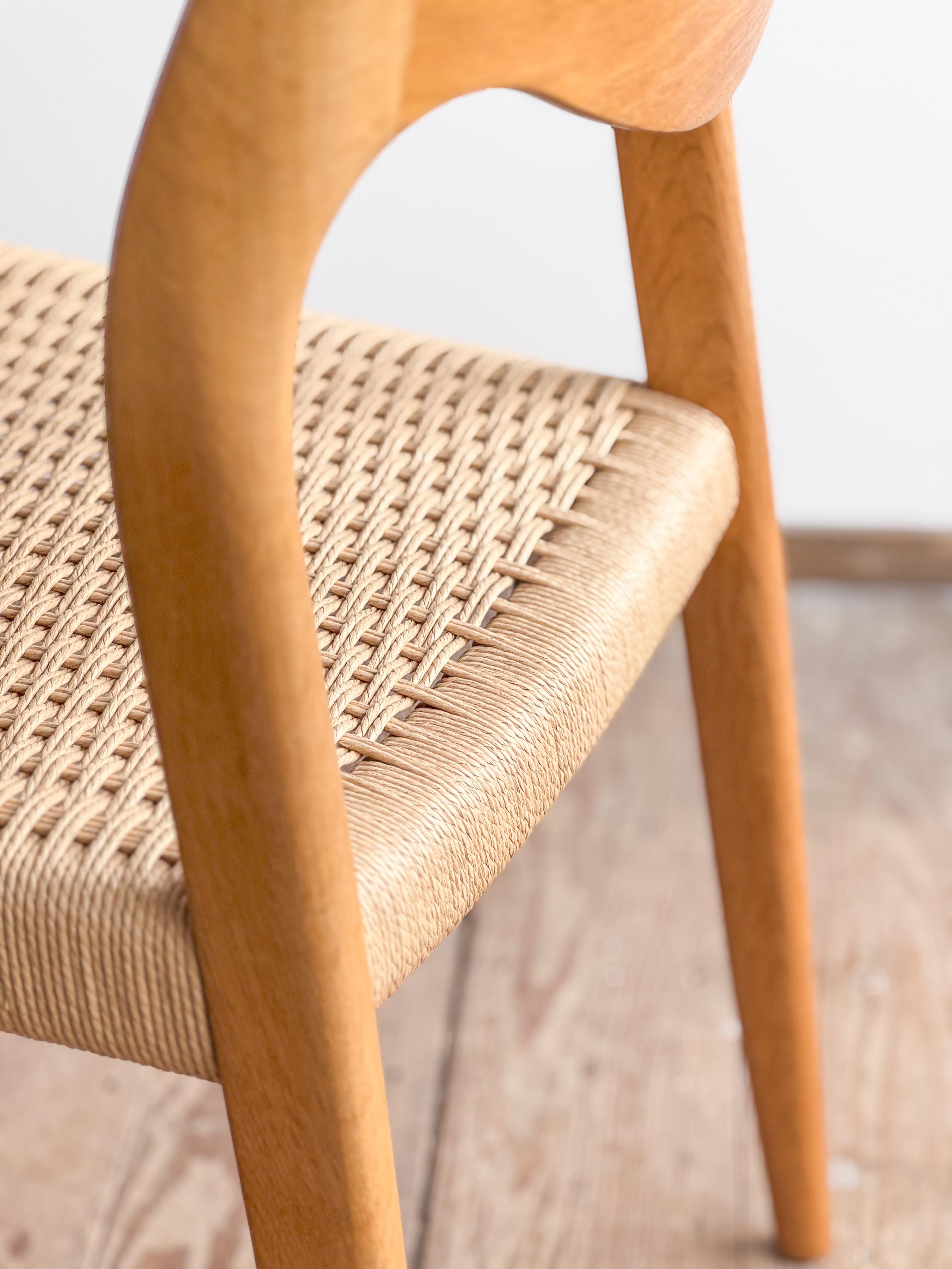 Mid-Century Oak wood Dining Chair model 71 by Niels O. Møller for J. L. Moller For Sale 9