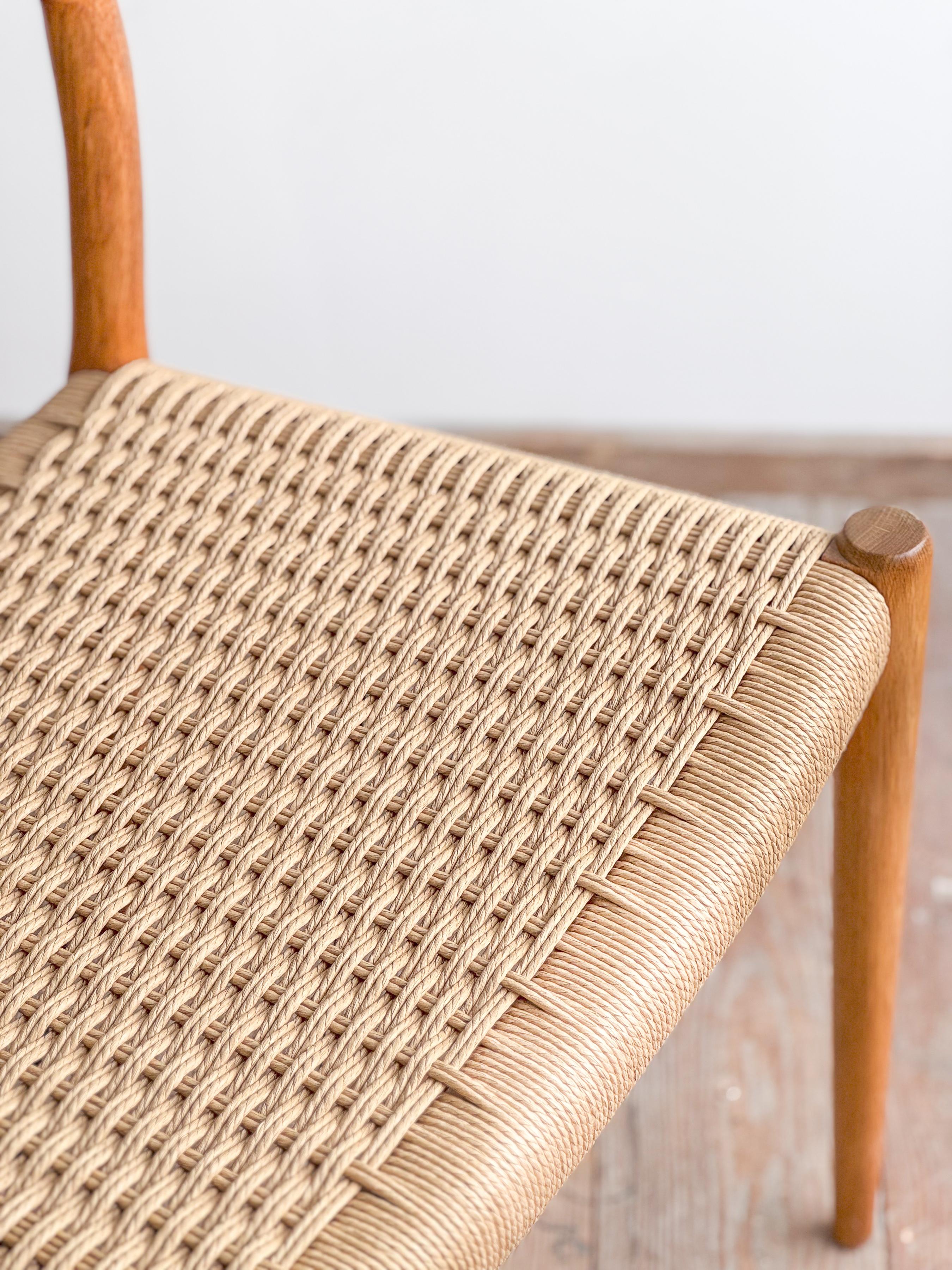 Mid-Century Oak wood Dining Chair model 75 by Niels O. Møller for J. L. Moller For Sale 7