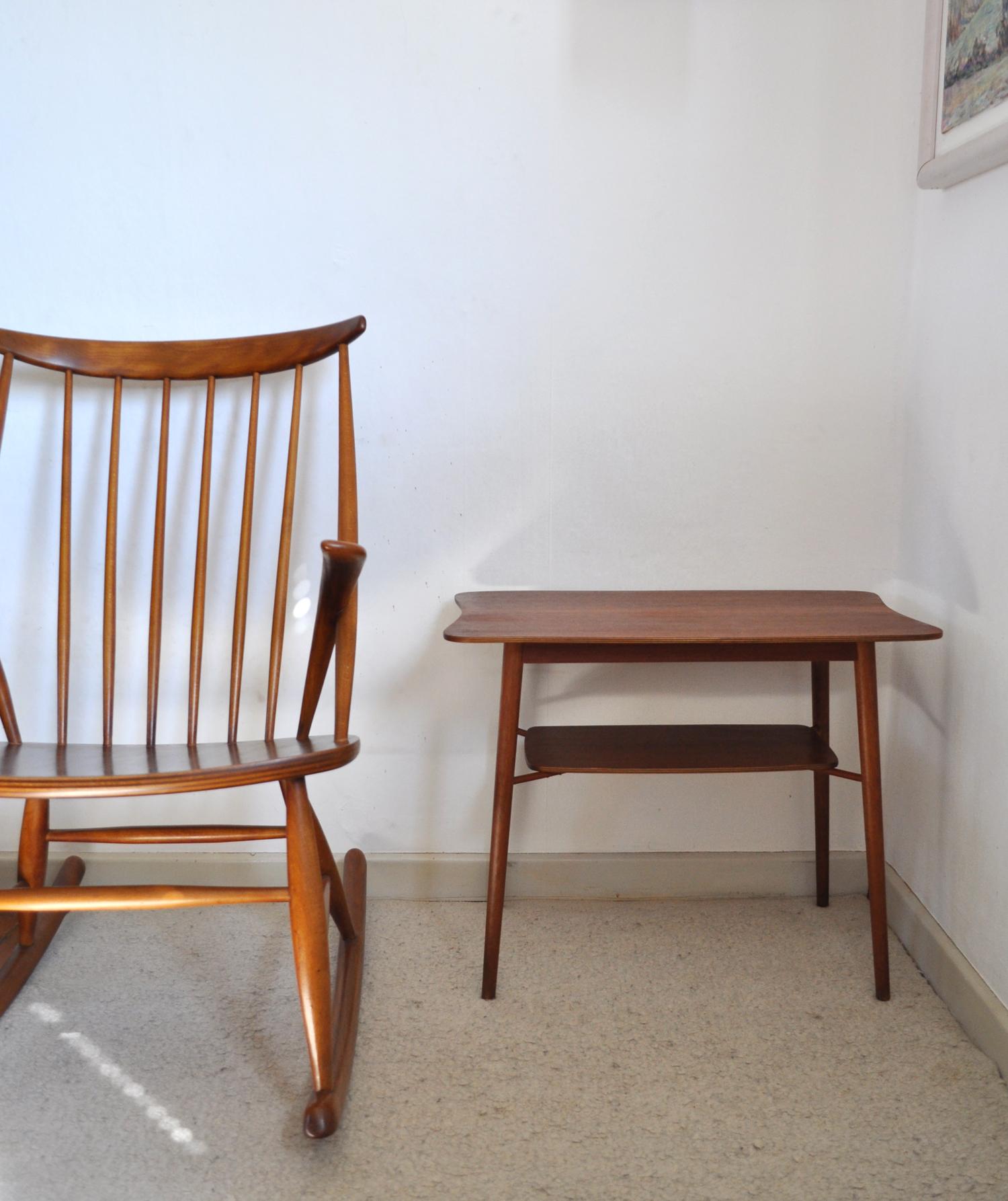 Midcentury Occasional Teak Side Table with a Organic Shape, 1960s 4