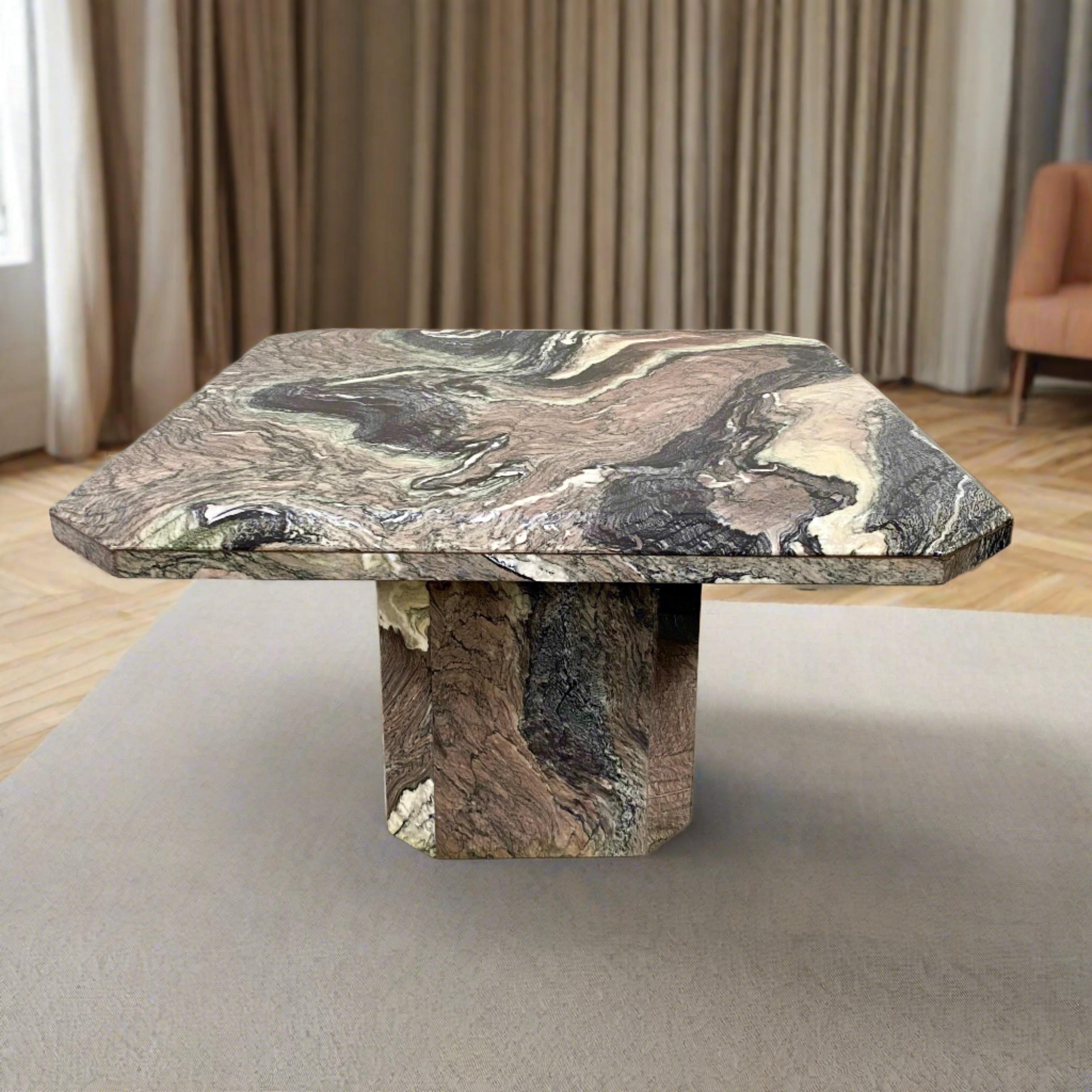 Mid-Century Modern Table basse octogonale Cipollino Ondulato du milieu du siècle dernier, Italie  en vente