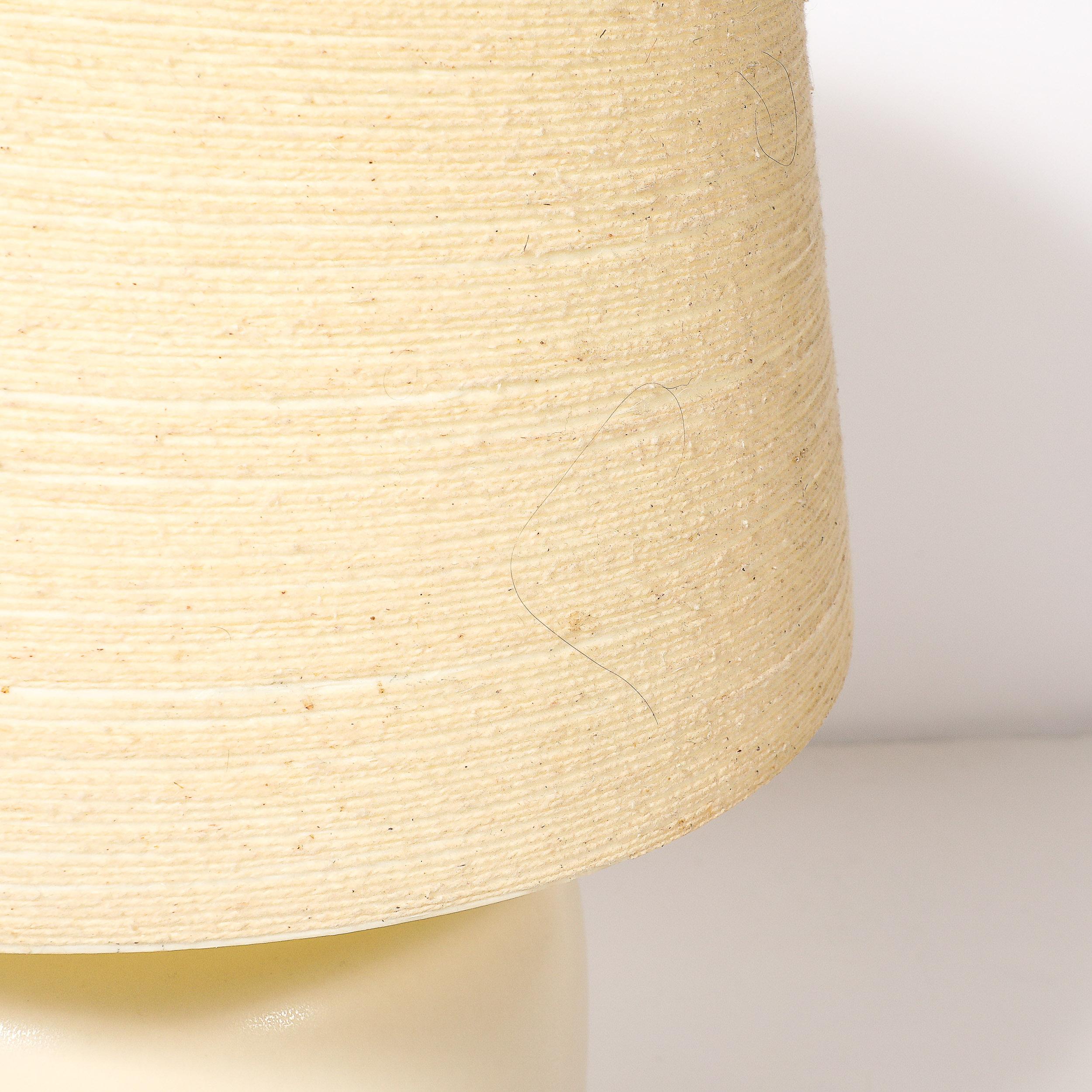 Lampes de table en céramique émaillée blanc cassé du milieu du siècle par Lotte and Gunnar Bostlund en vente 6