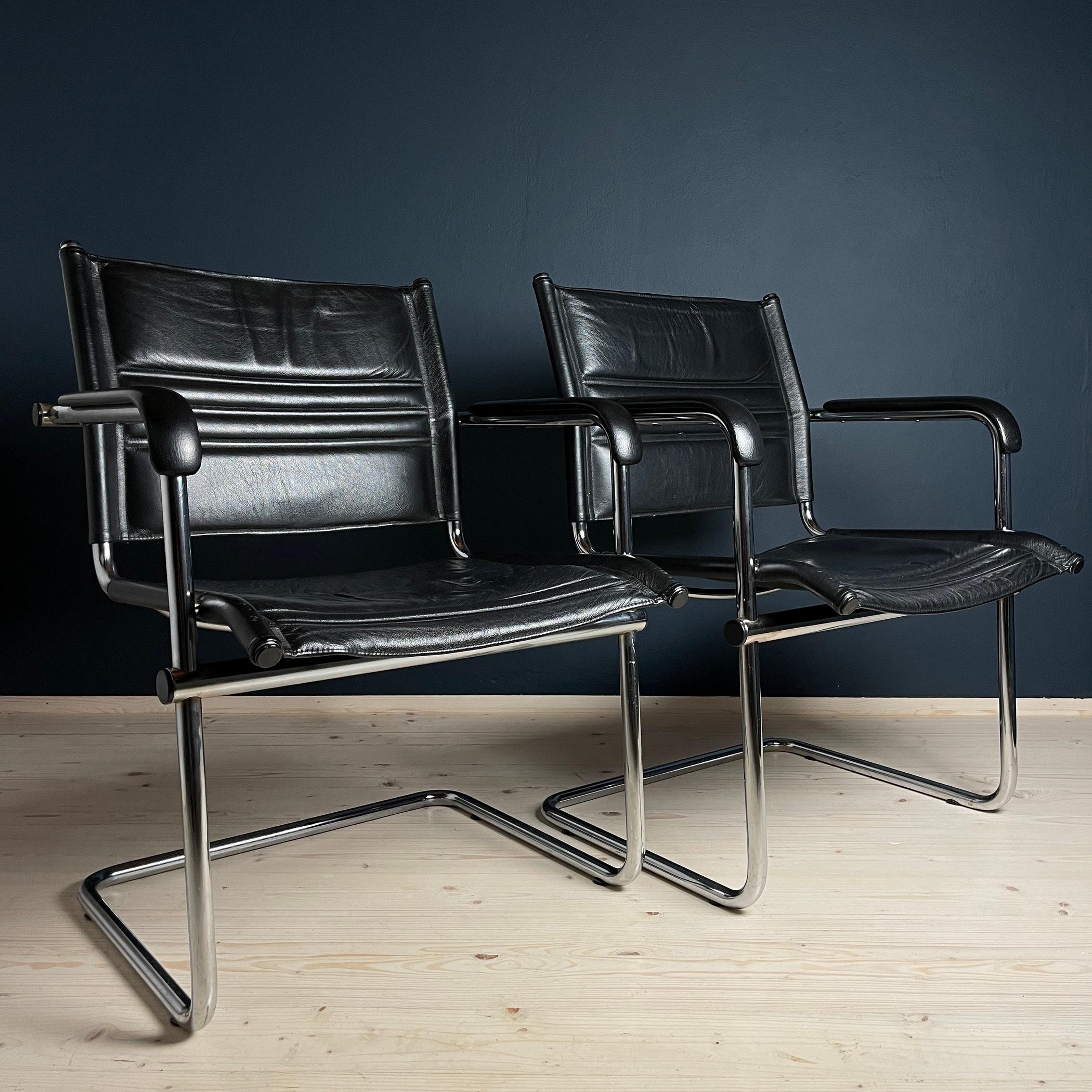 Slovène Chaises de bureau Mid-century by Stol Kamnik Bauhause Style 1980s Set of 2 en vente