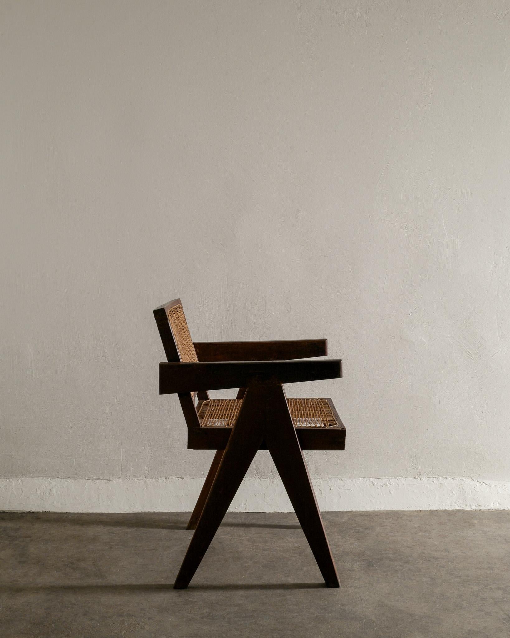 Indian Mid Century Office Dining Chair in Teak by Pierre Jeanneret for Chandigarh 1950s For Sale