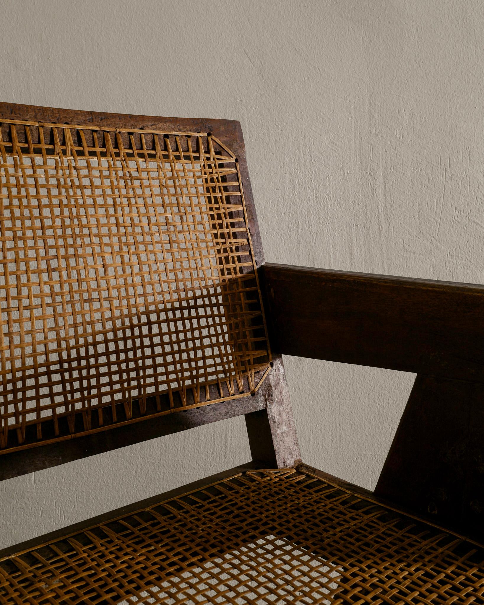 Chaise de bureau en teck du milieu du siècle par Pierre Jeanneret pour Chandigarh 1950s Bon état - En vente à Stockholm, SE