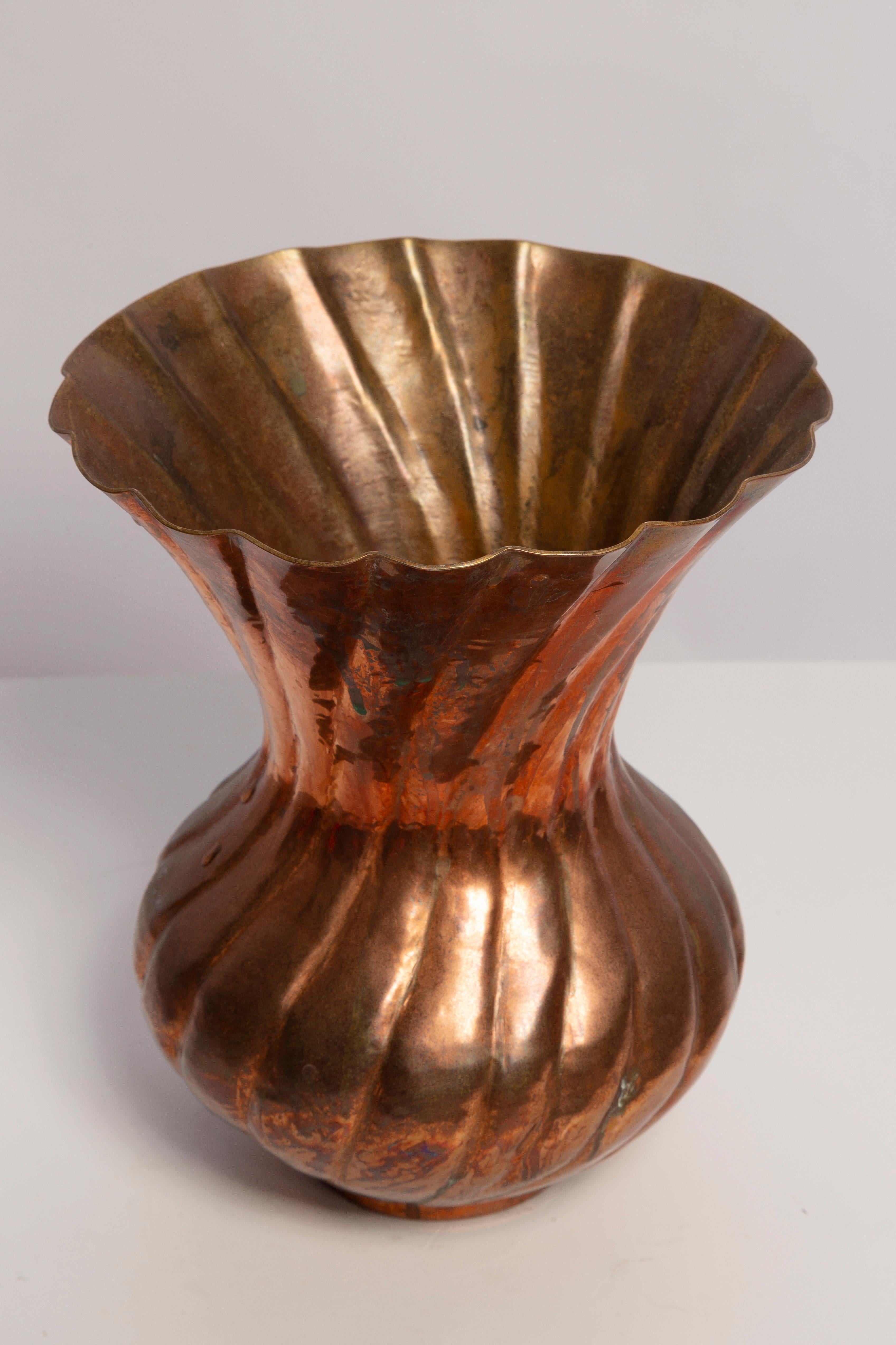 Italian Mid Century Old Brass Vase, Italy, 1960s For Sale