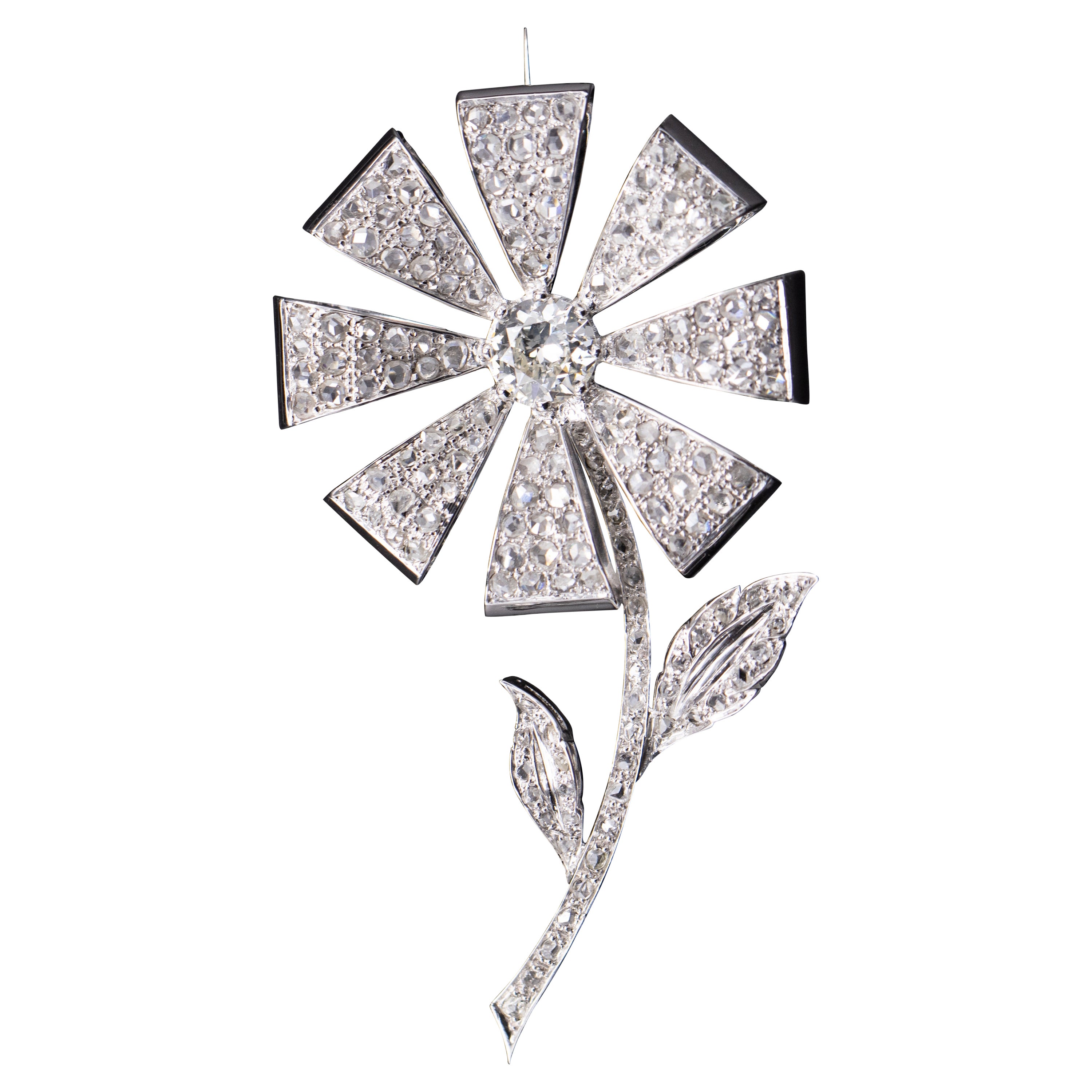 Broche Floral de Diamantes Corte Brillante de Mediados de Siglo Oro Blanco Portugués en venta