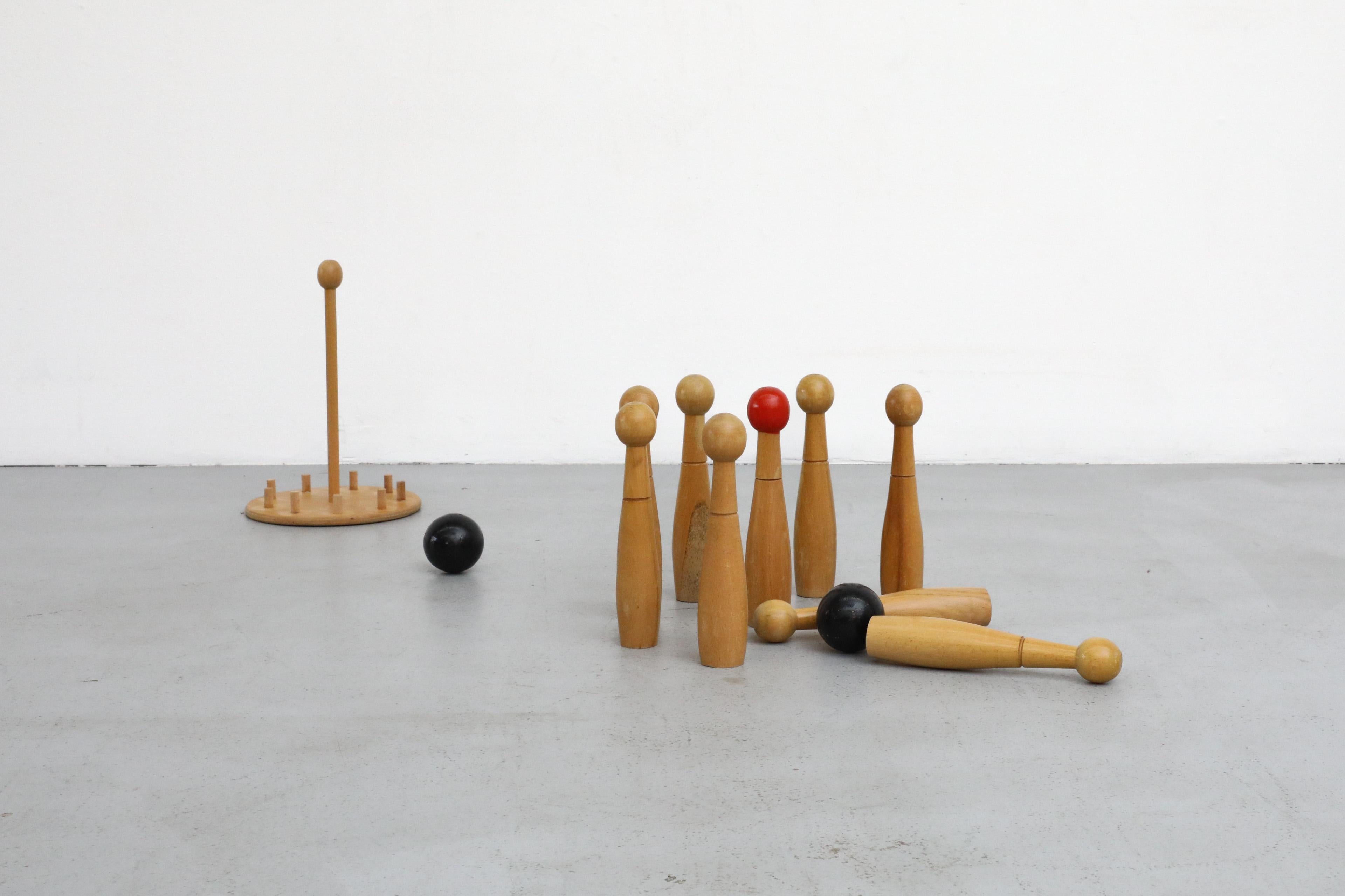 jeux de quilles en bois ancien
