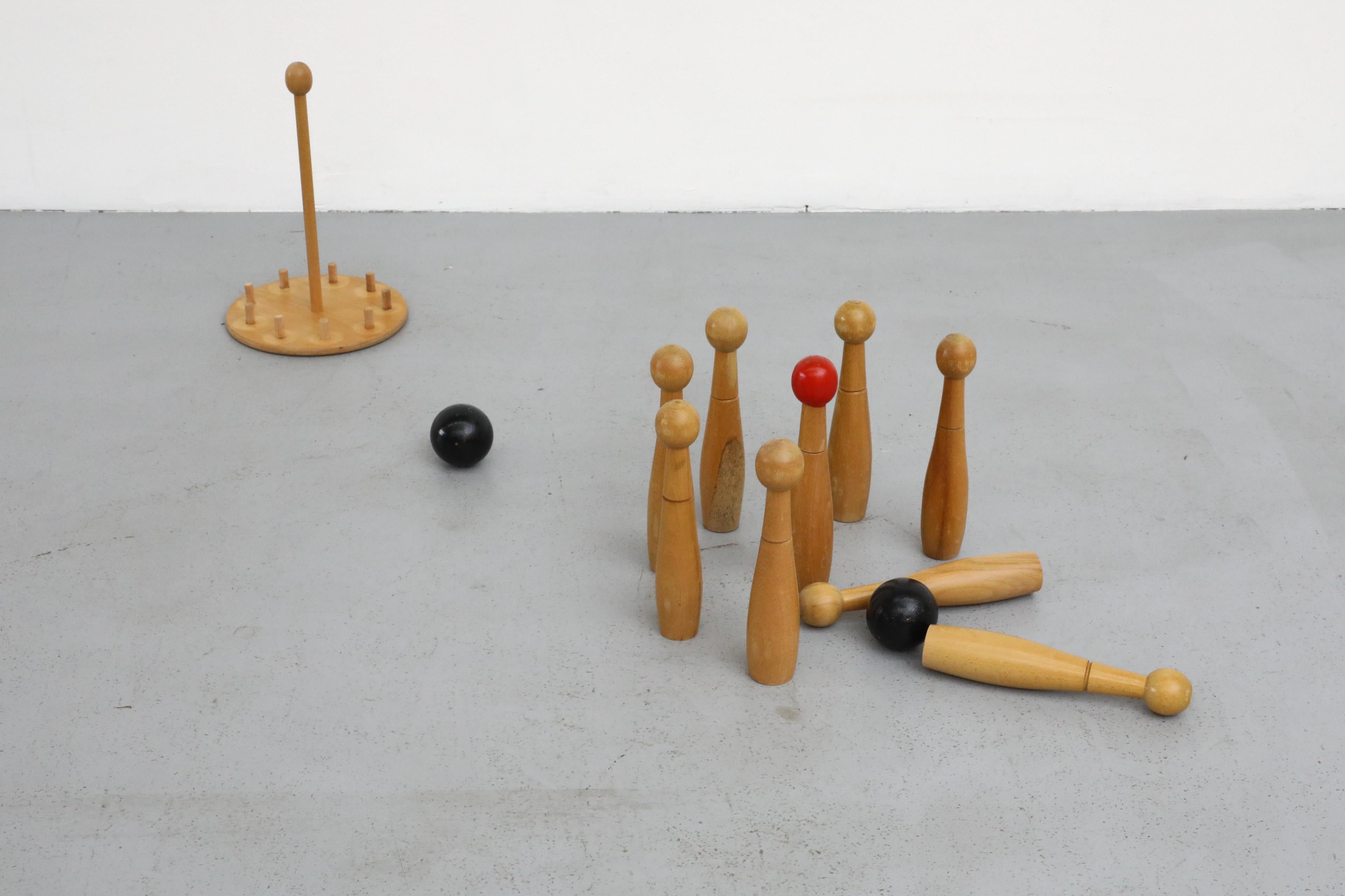 jeu de quilles en bois ancien