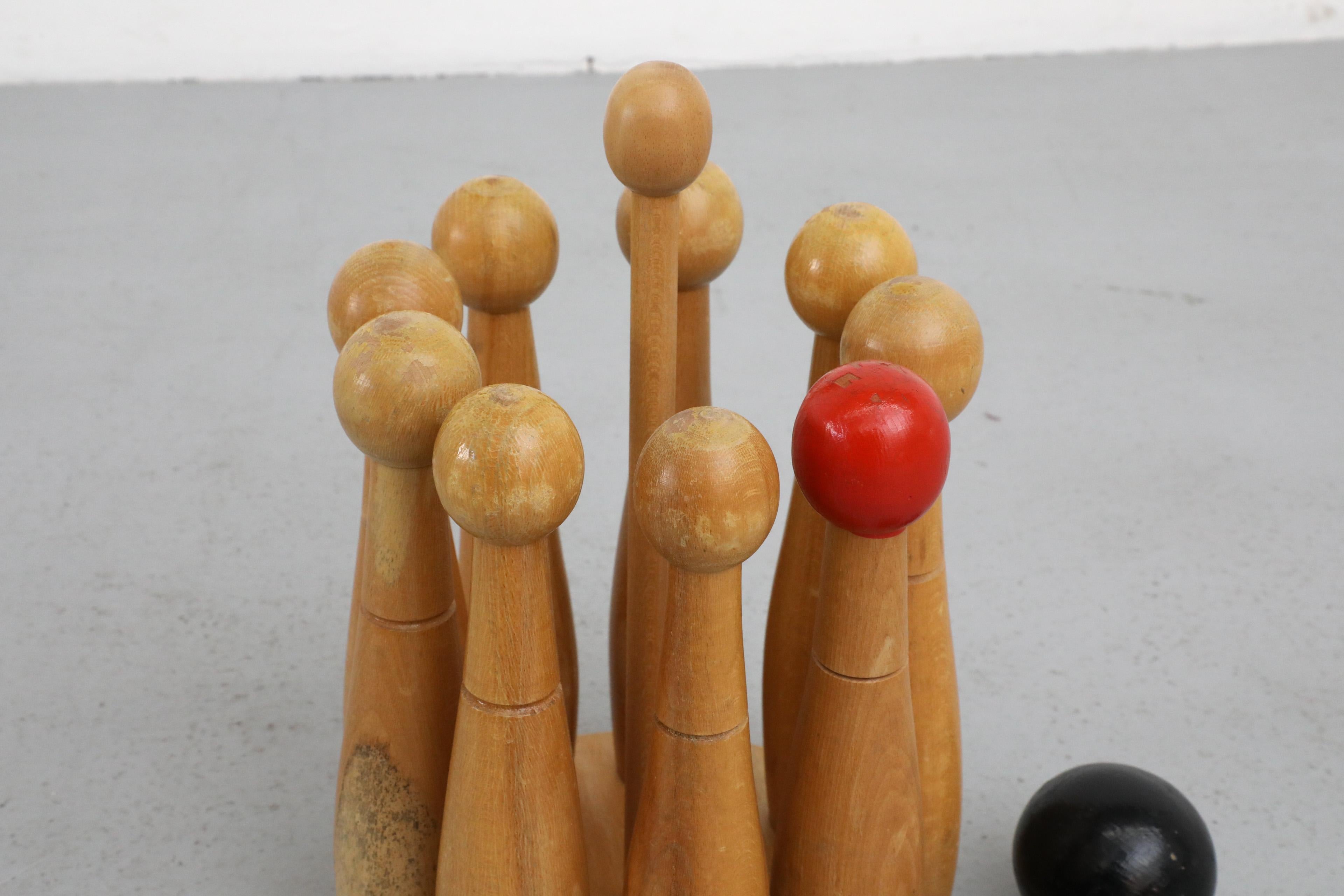 Britannique Jeu de quilles en bois à l'ancienne du milieu du siècle
