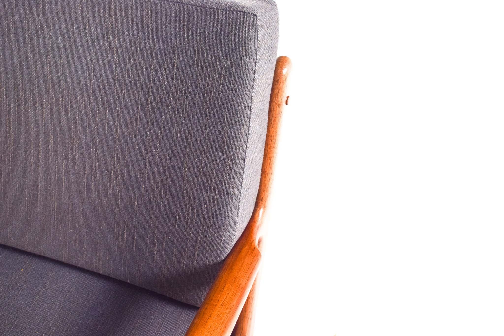 Sedia facile di metà secolo Ole Wanscher modello PJ 112 in teak In condizioni buone in vendita a Lisboa, Lisboa