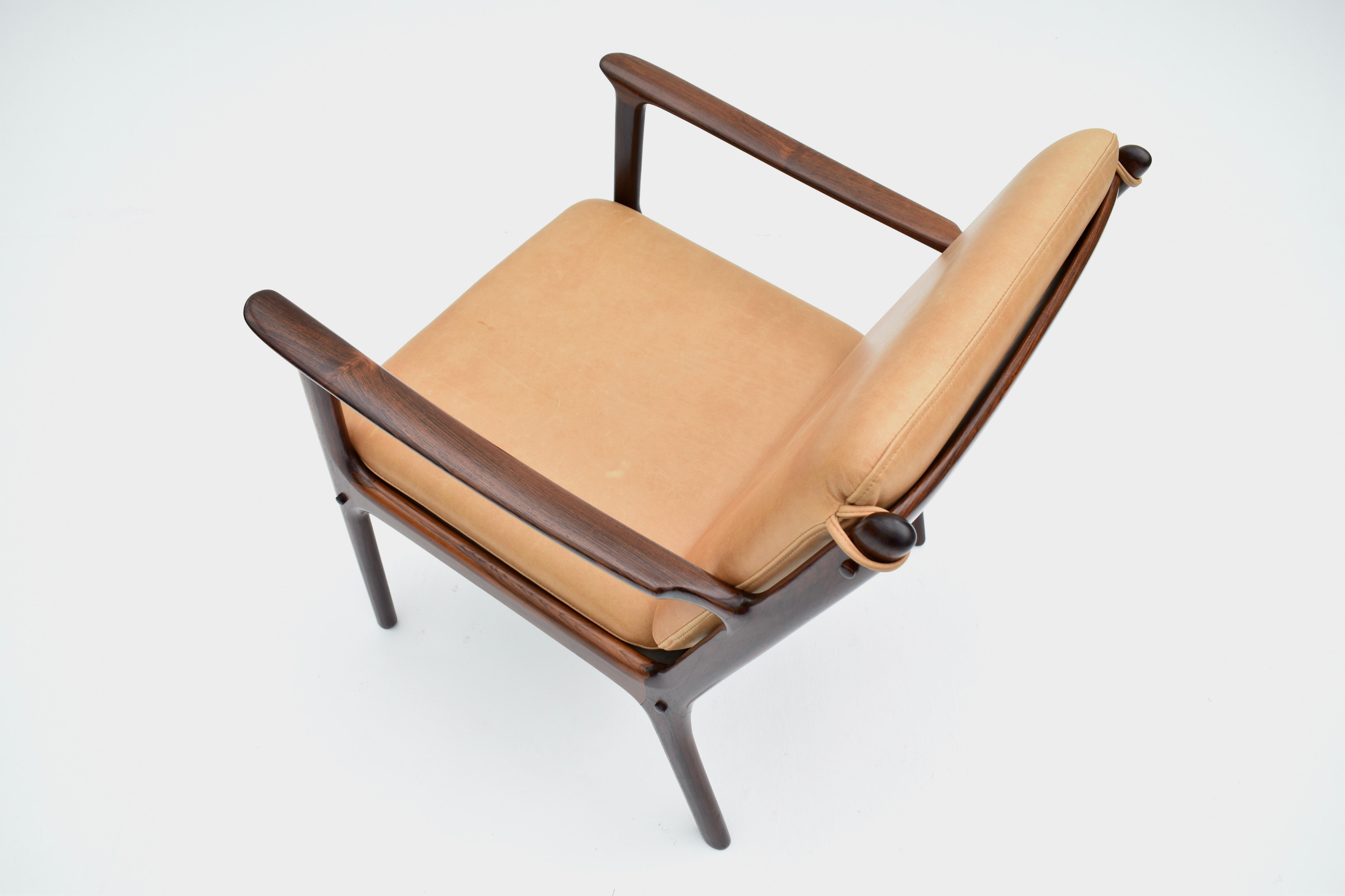Mid Century Ole Wanscher Model PJ112 Rosewood Lounge Chair For Poul Jeppesen In Good Condition For Sale In Shepperton, Surrey