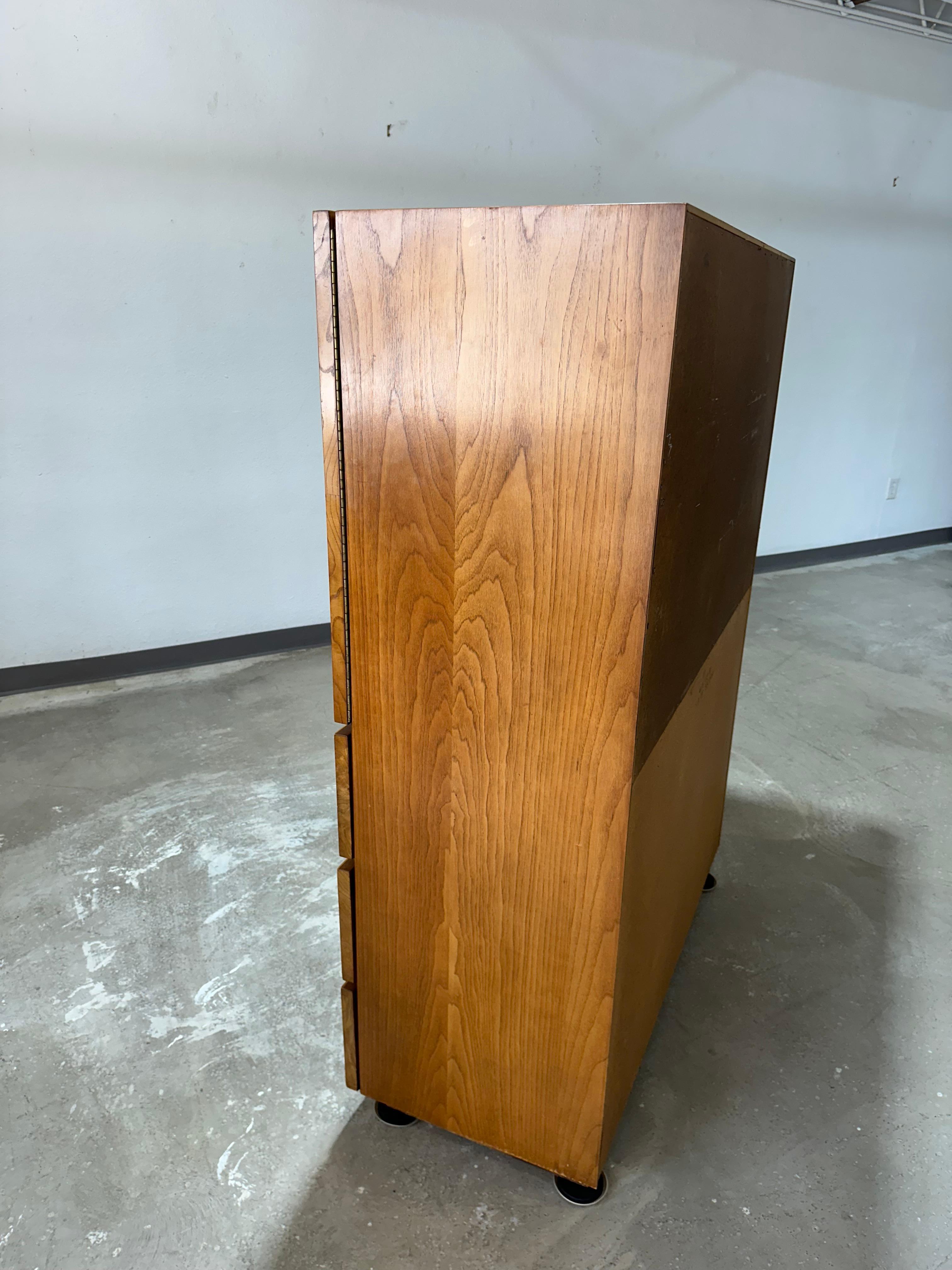 Mid Century Olive Burlwood Armoire Gentleman’s Chest by Lane In Good Condition For Sale In Lutz, FL