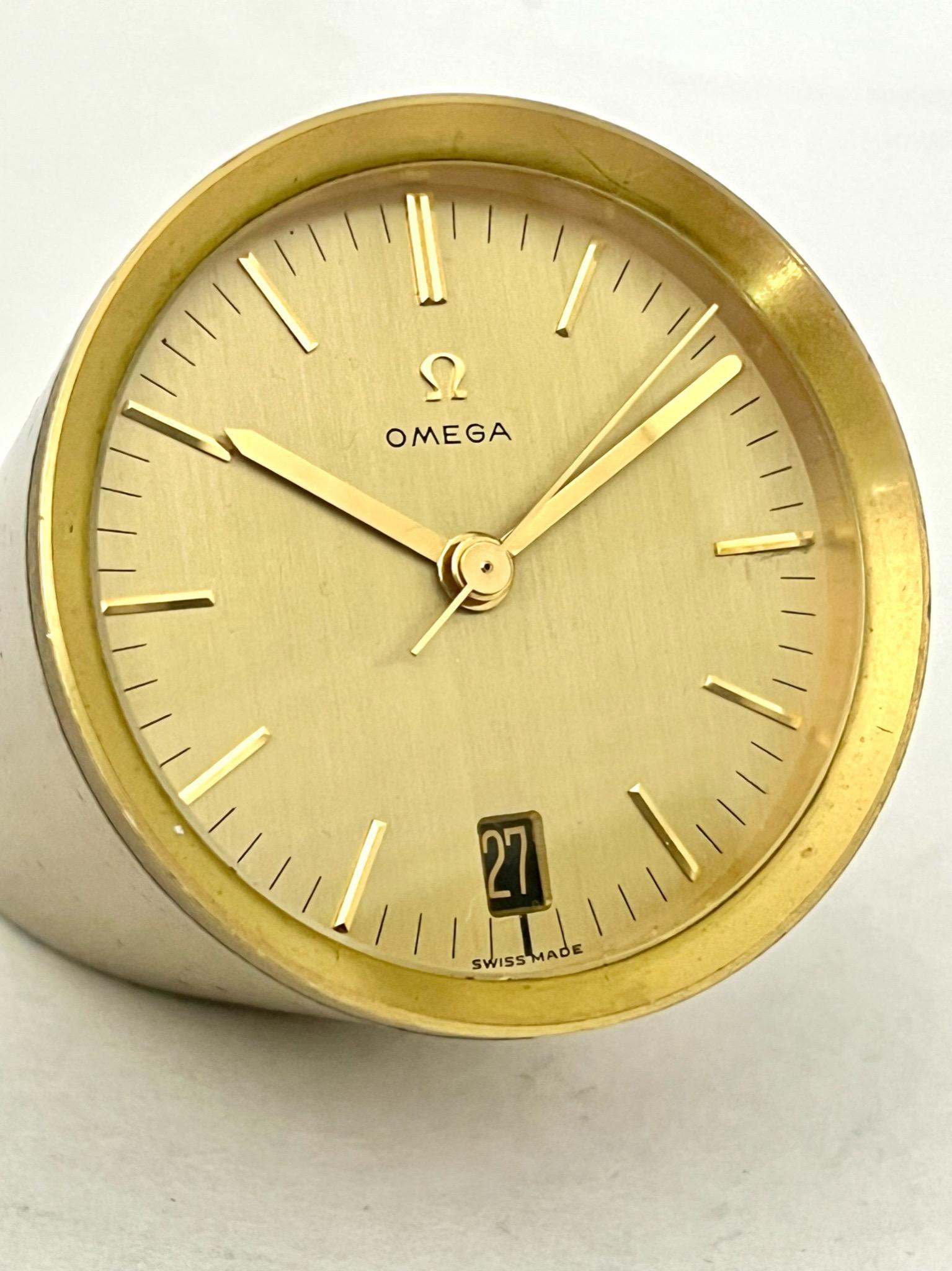 Mid-20th Century Omega Mid Century Electro-Mechanical 'Rocketline' Desk Clock 