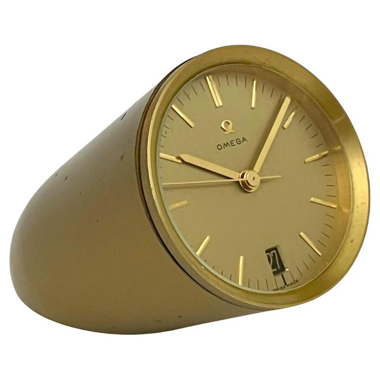 Omega Mid Century ElectroMechanical 'Rocketline' Desk Clock For Sale