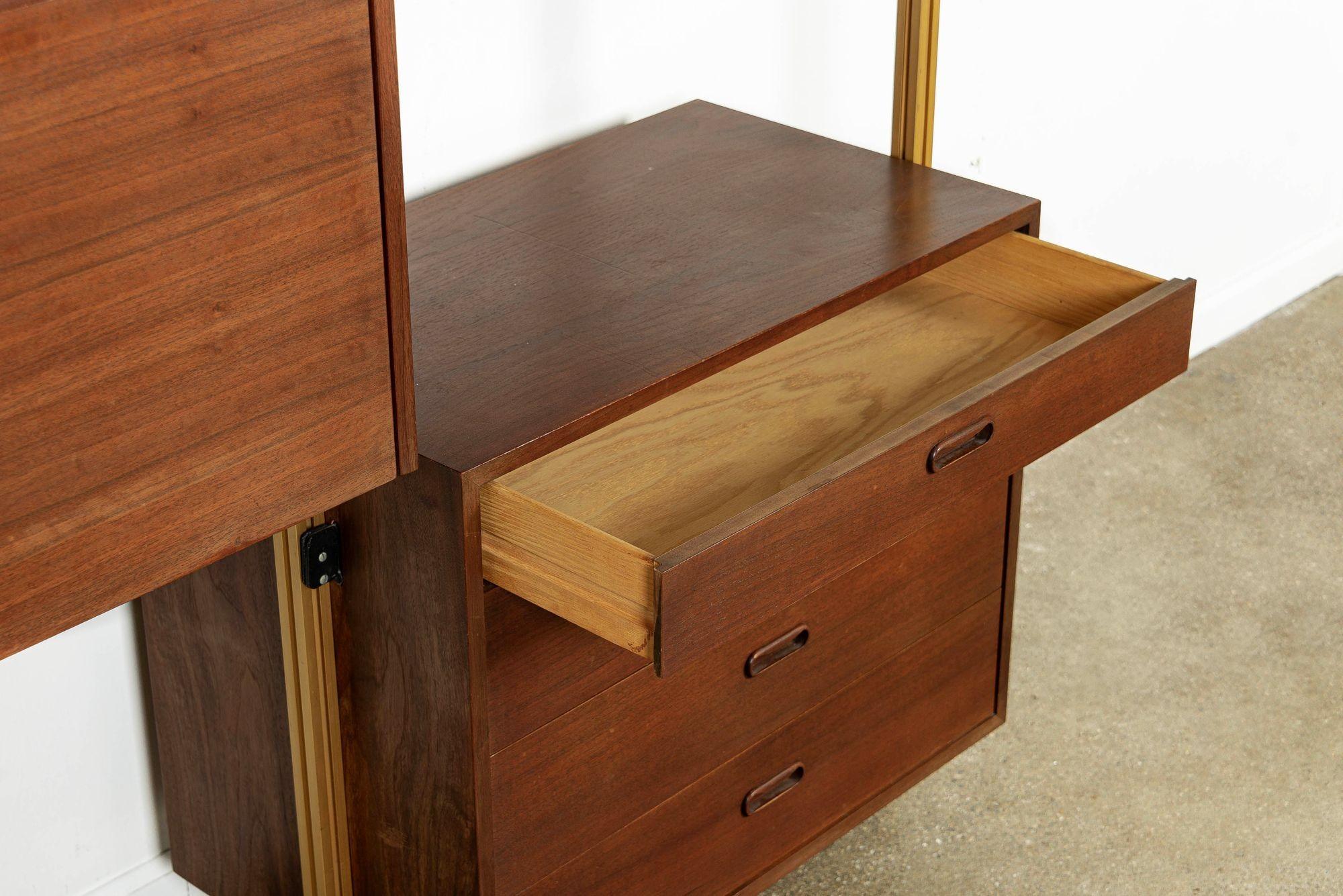 Scaffalatura e libreria modulare Omni Wood di George Nelson, metà secolo. in vendita 5