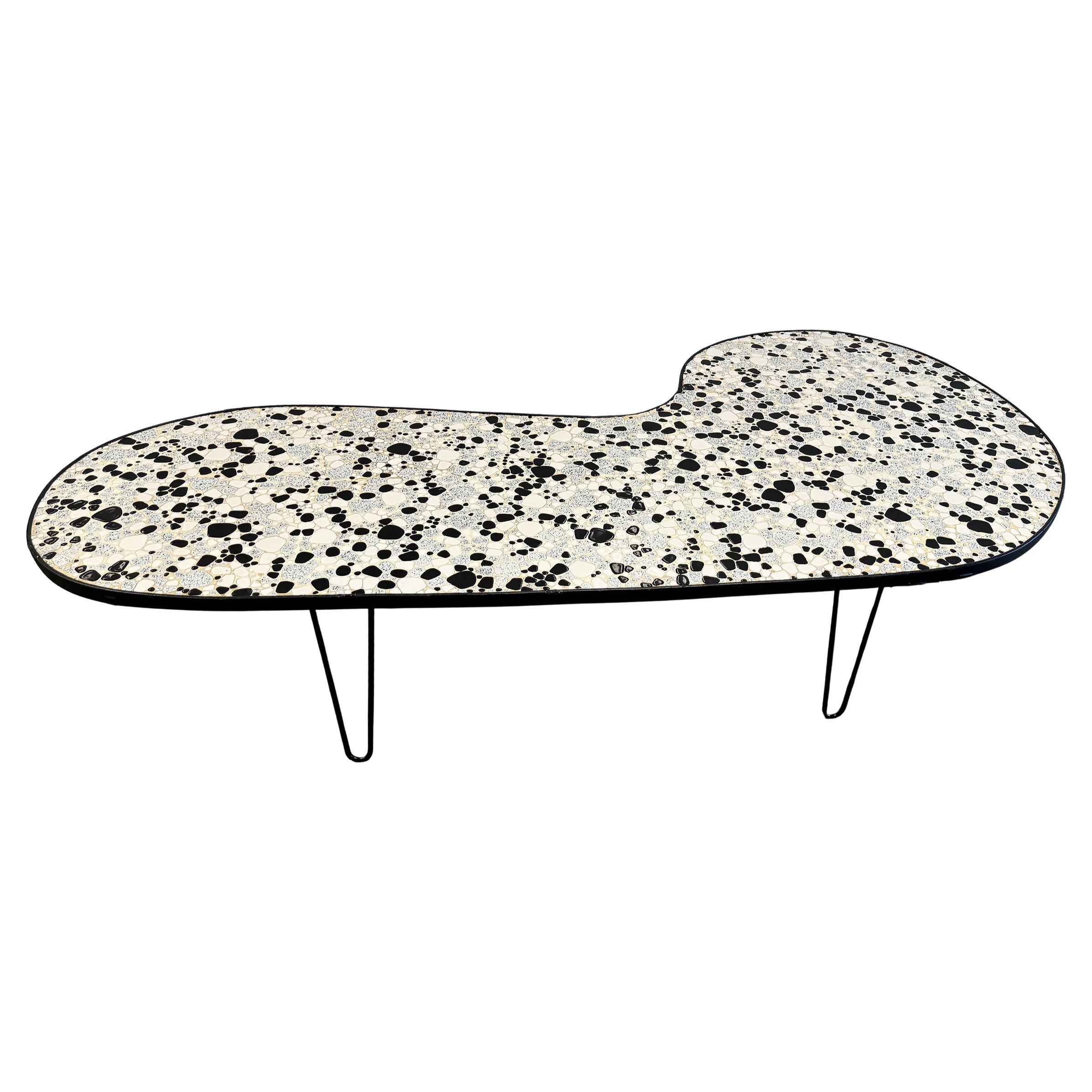 Mid-century One-of-a-Kind Mosaic Organic Form Couchtisch
