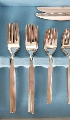 Midcentury Oneida Satinique Stainless Sixty Piece Flatware Set