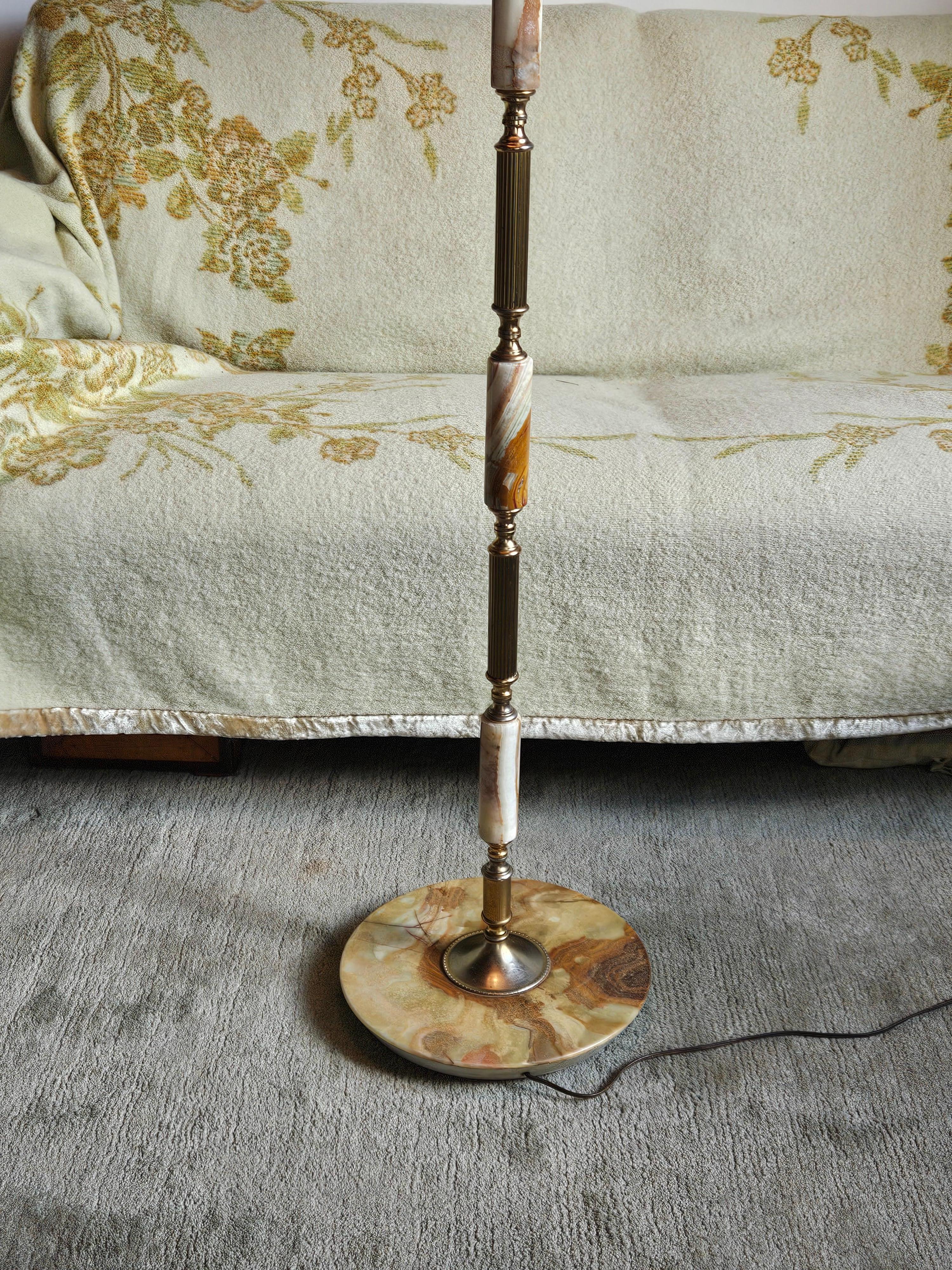 Mid-Century Onyx and Brass Floor Lamp - Contemporary Design Lamp-60s For Sale 3