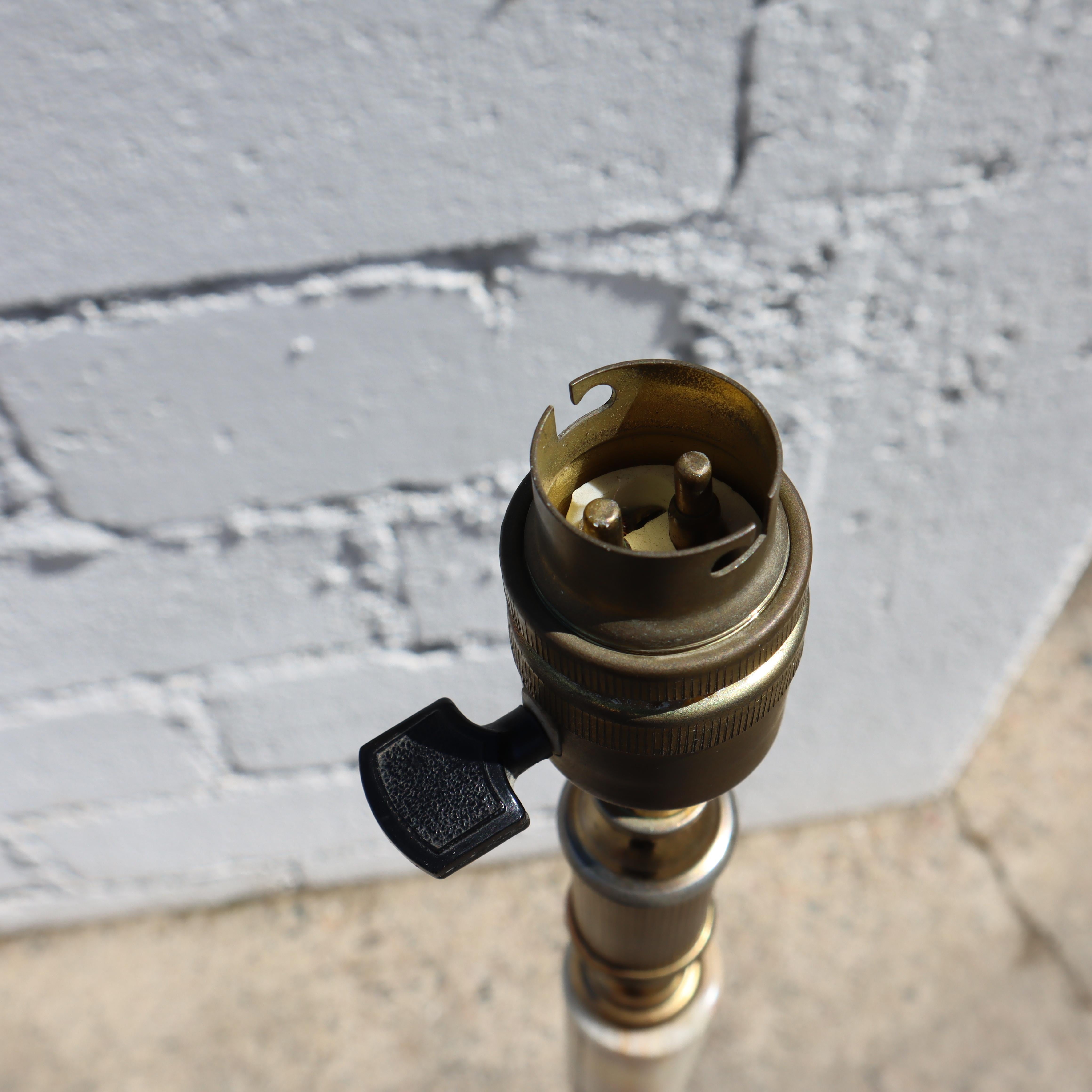 Mid-Century Onyx and Brass Floor Lamp - Contemporary Design Lamp-60s For Sale 10