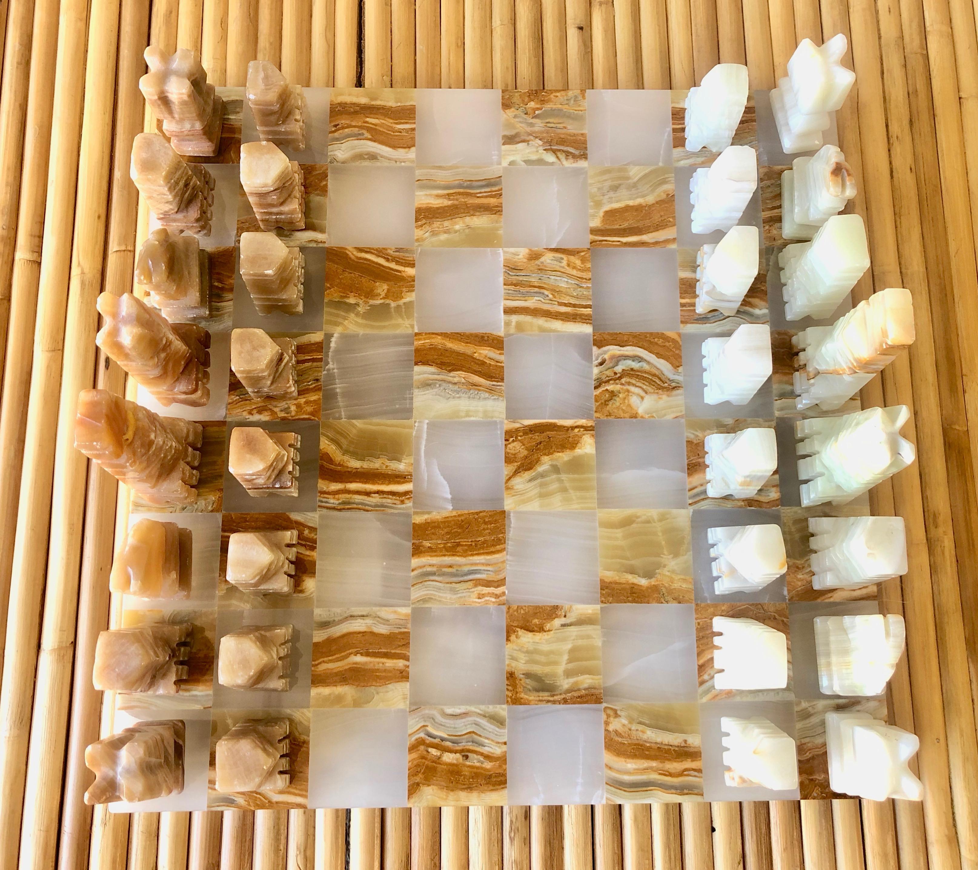 Midcentury Onyx Chess Set In Good Condition In Denton, TX