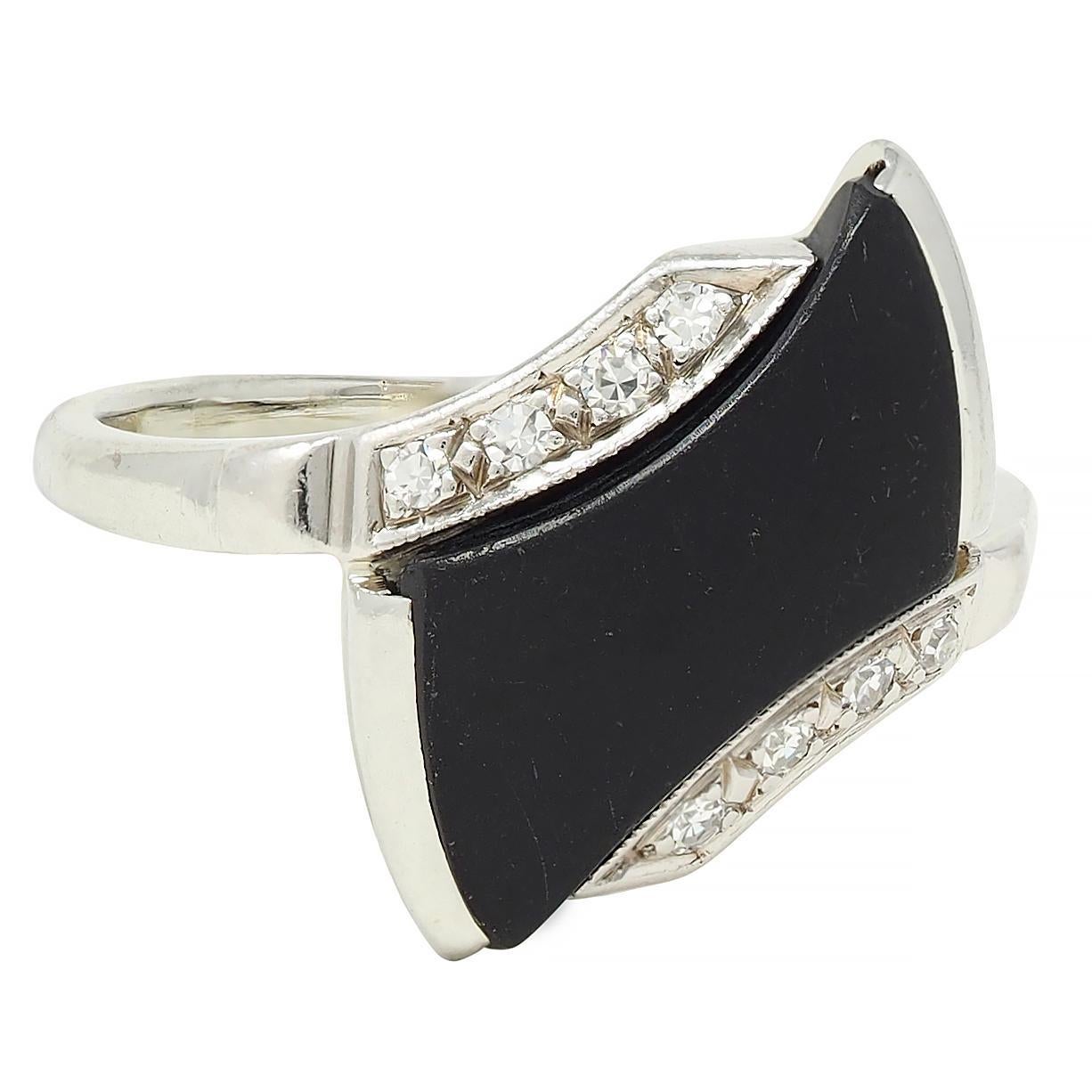 Mixed Cut Mid-Century Onyx Diamond 18 Karat White Gold Vintage Bypass Ring For Sale