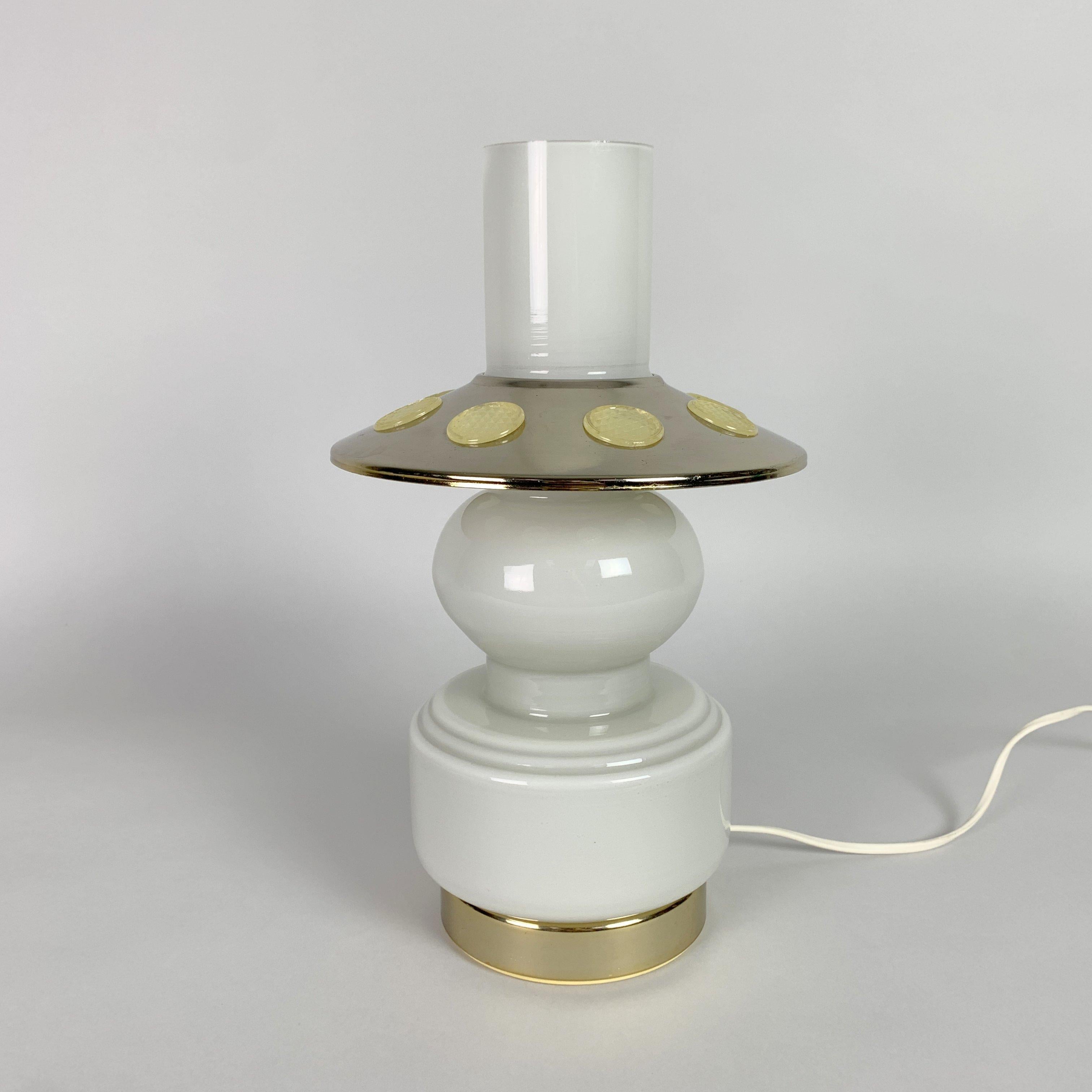 Mid-Century Opal Glass & Brass Plated Table Lamp, 1960's For Sale 2
