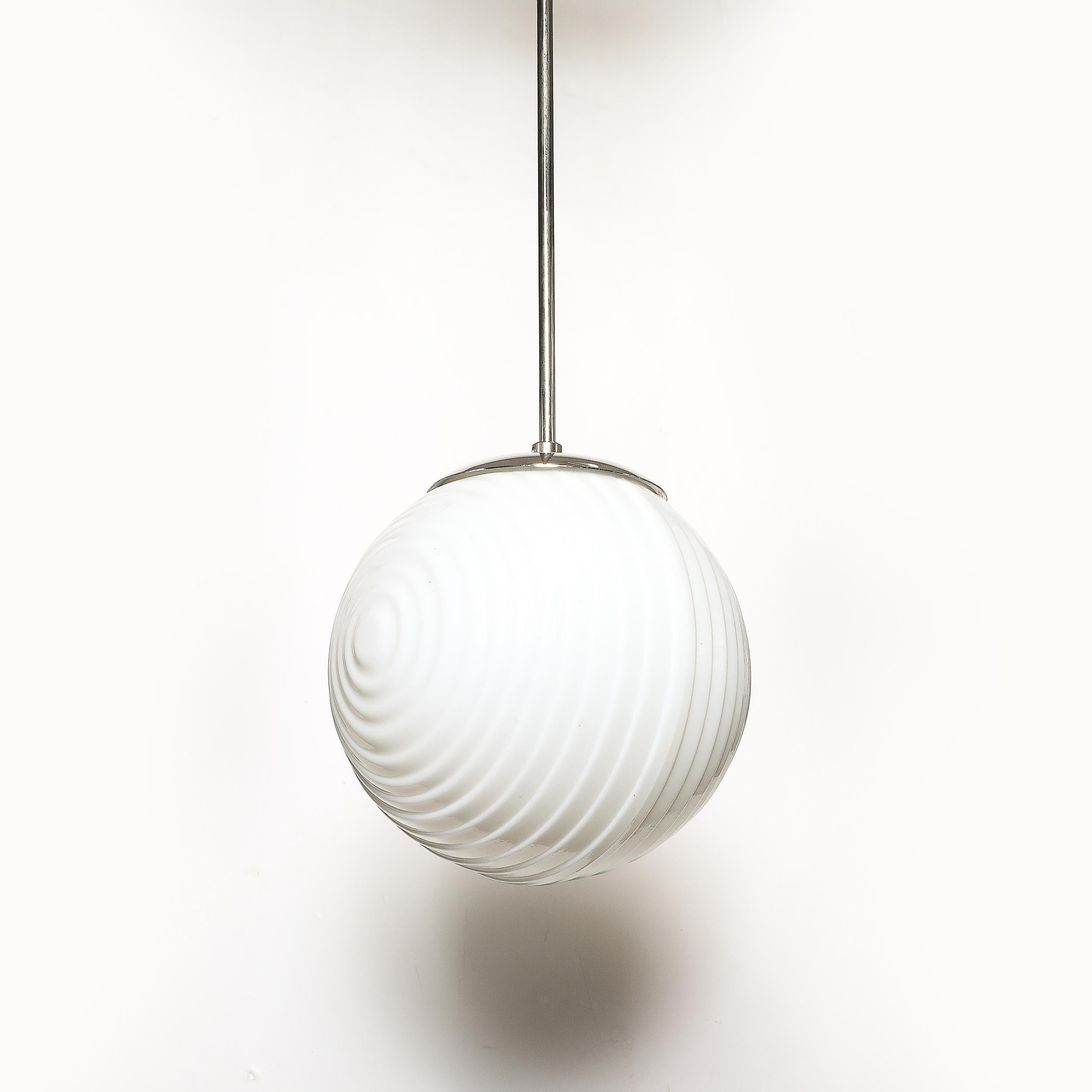 Lampadario a sospensione in vetro opalescente di metà secolo con finiture in nichel in vendita 3