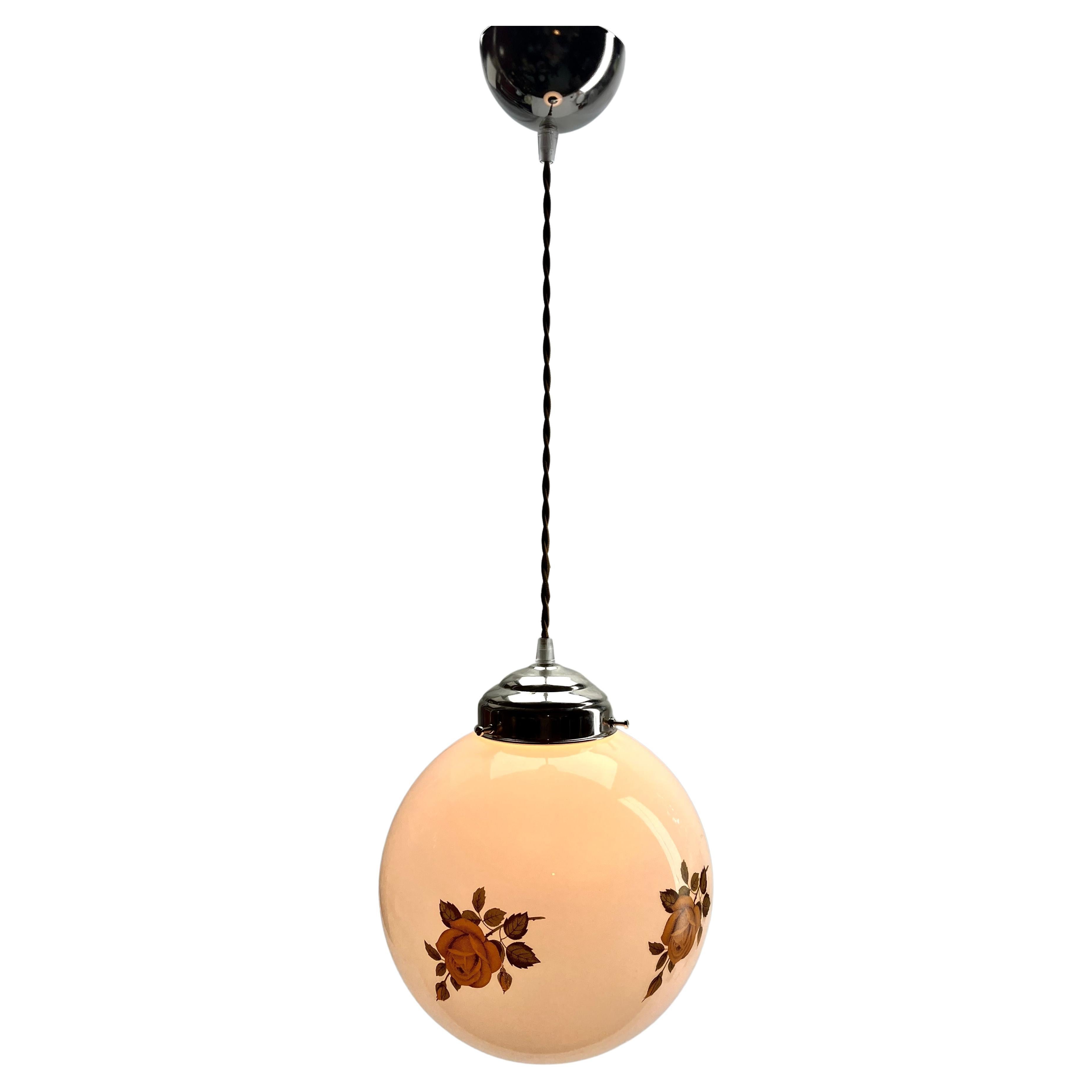 Mid-Century-Deckenleuchte aus Opal, Scailmont-Glasschirm aus Belgien, 1950er Jahre im Zustand „Gut“ im Angebot in Verviers, BE