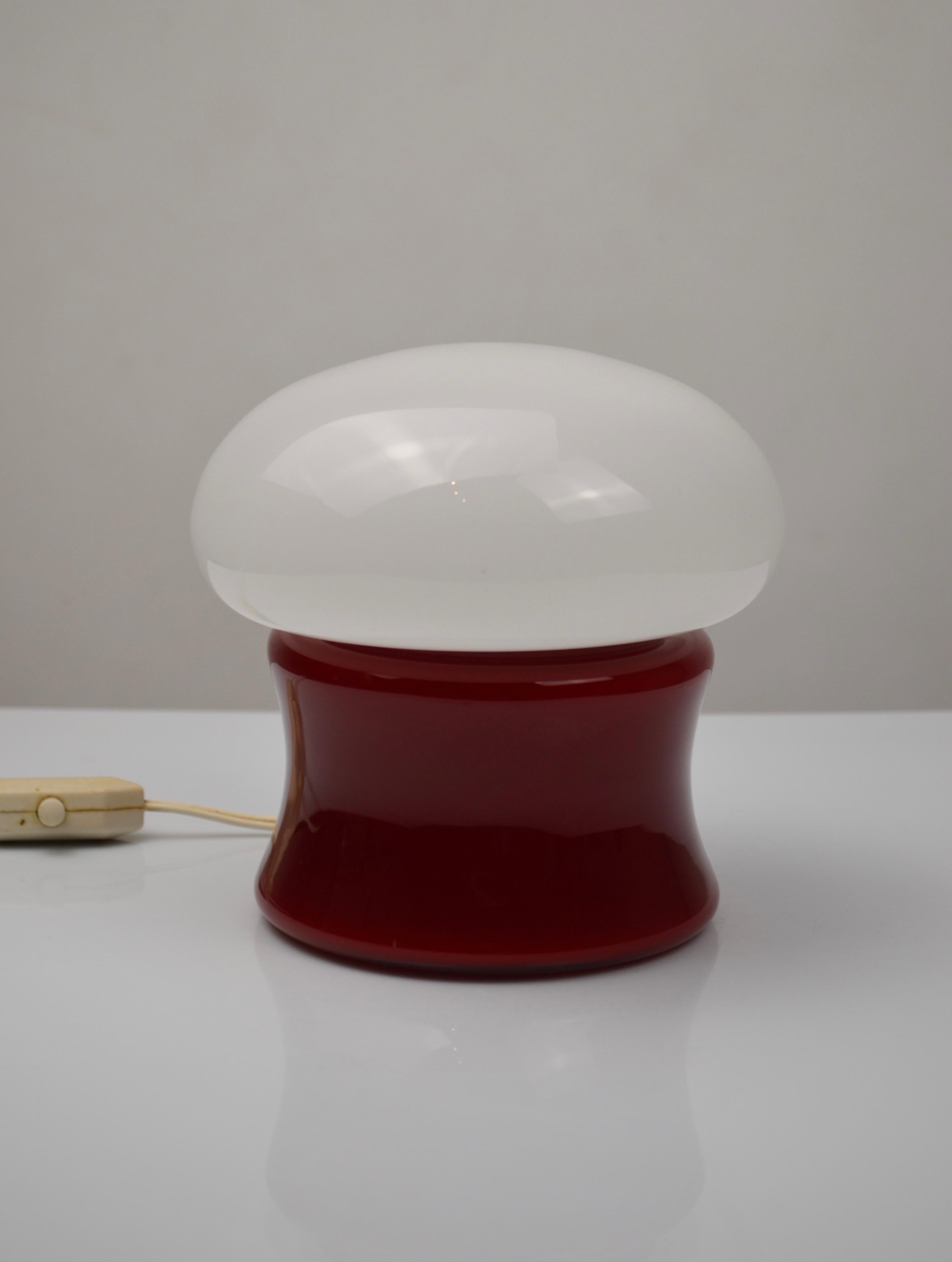 Lámpara de sobremesa 