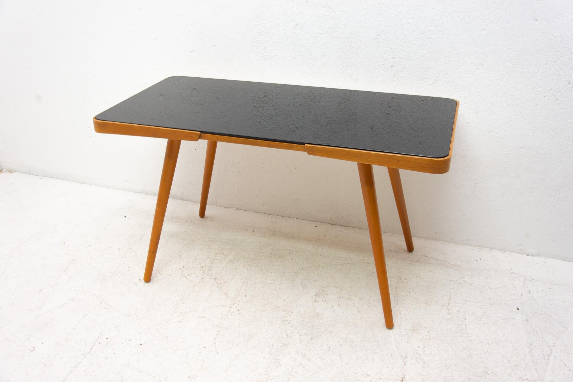 Midcentury Opaxite Glass Coffee Table, 1960s, Czechoslovakia In Good Condition For Sale In Prague 8, CZ