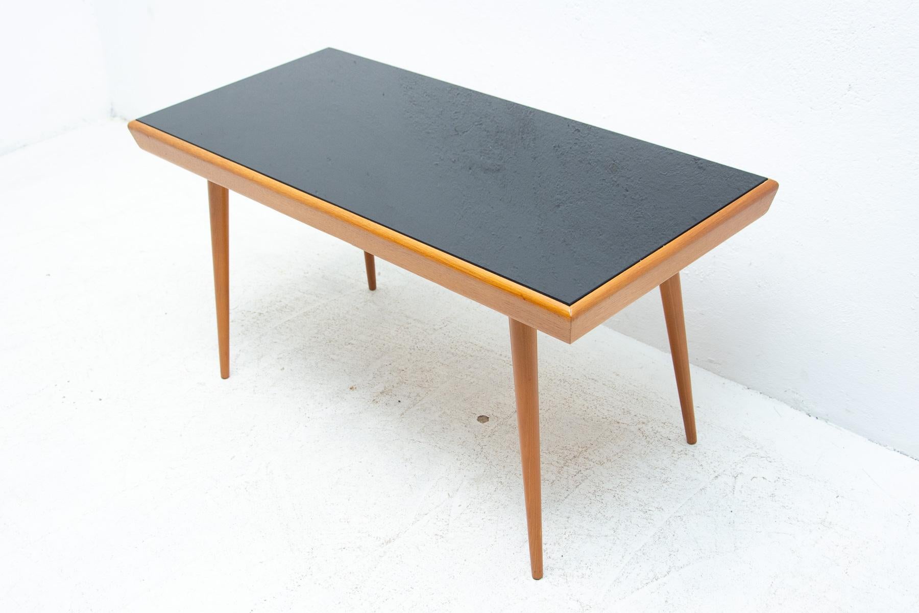 Mid Century Opaxite Glass Coffee Table, 1960´s, Czechoslovakia In Good Condition For Sale In Prague 8, CZ