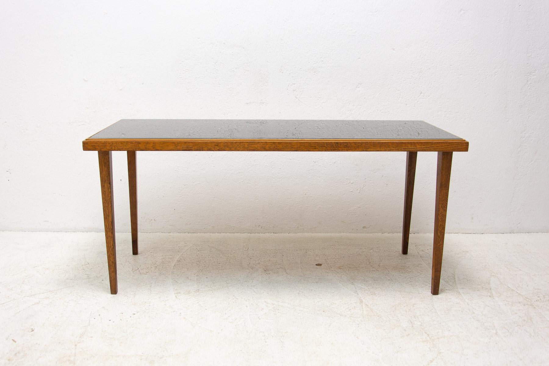 Mid century opaxite glass coffee table, 1960´s, Czechoslovakia In Good Condition In Prague 8, CZ