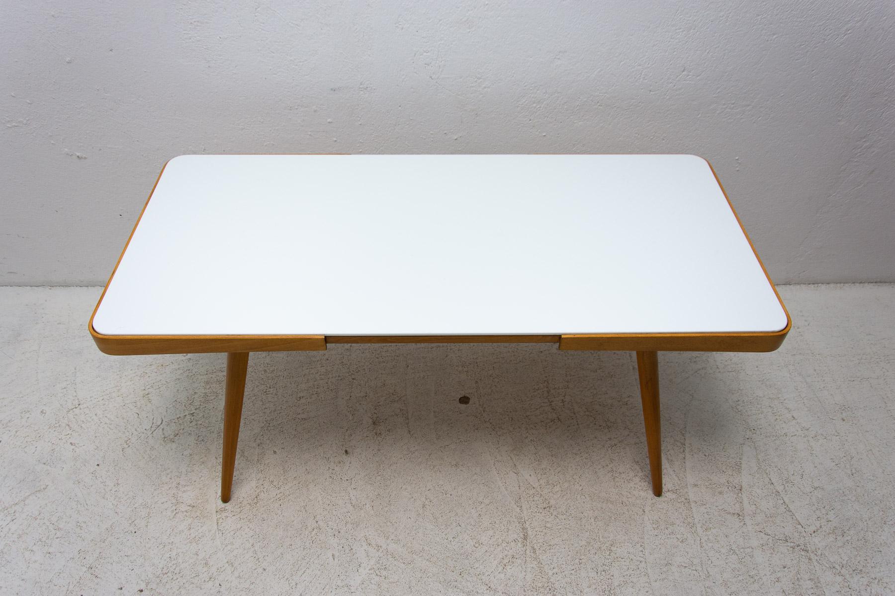 Midcentury Opaxite Glass Coffee Table, 1960s, Czechoslovakia For Sale 3