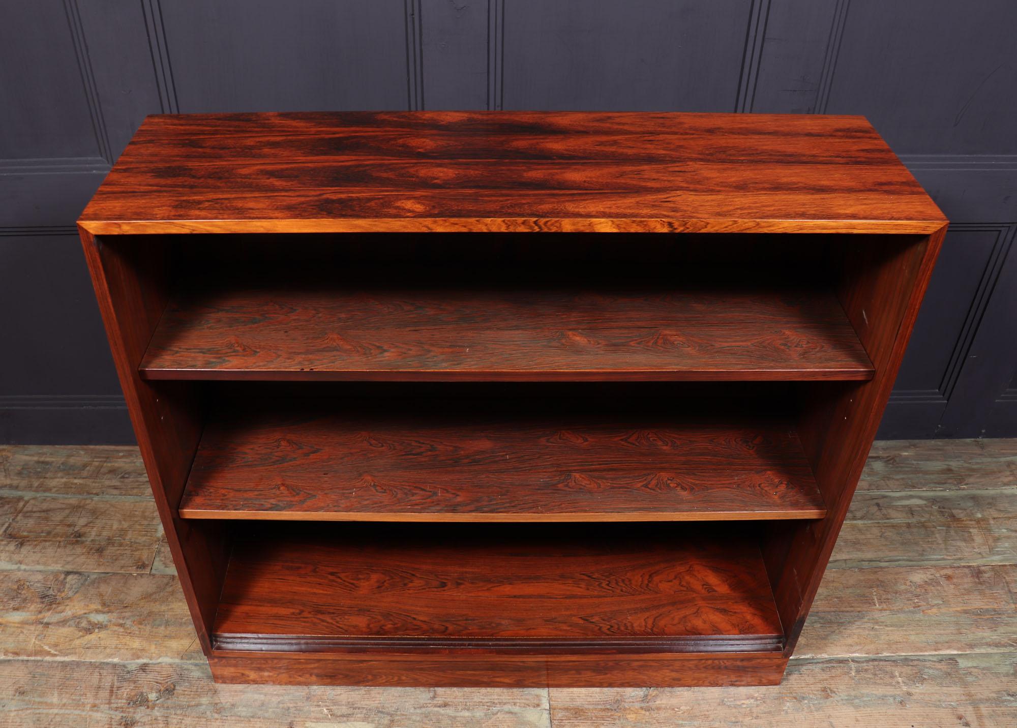 Mid Century Open Bookcase by Gordon Russell In Excellent Condition For Sale In Paddock Wood Tonbridge, GB
