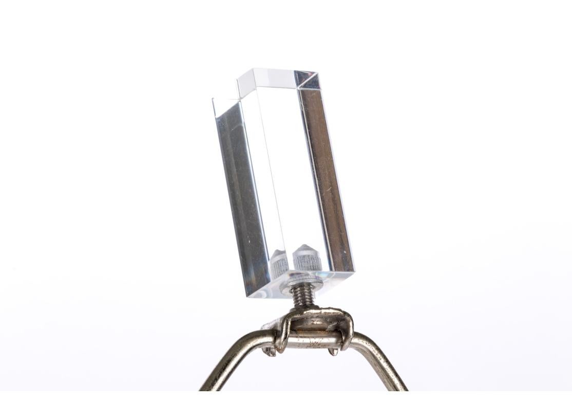Lampada da tavolo in lucite ottica del metà secolo in vendita 6