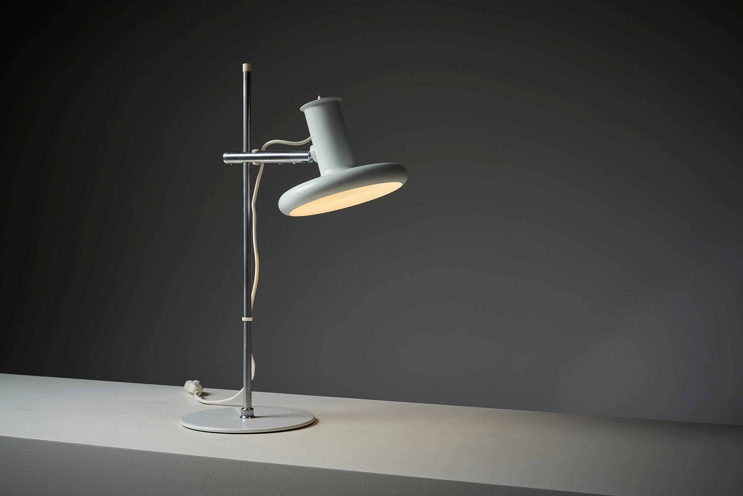 Hand-Crafted Mid Century Optima 2 Table Lamp by Fog&Mørup For Sale