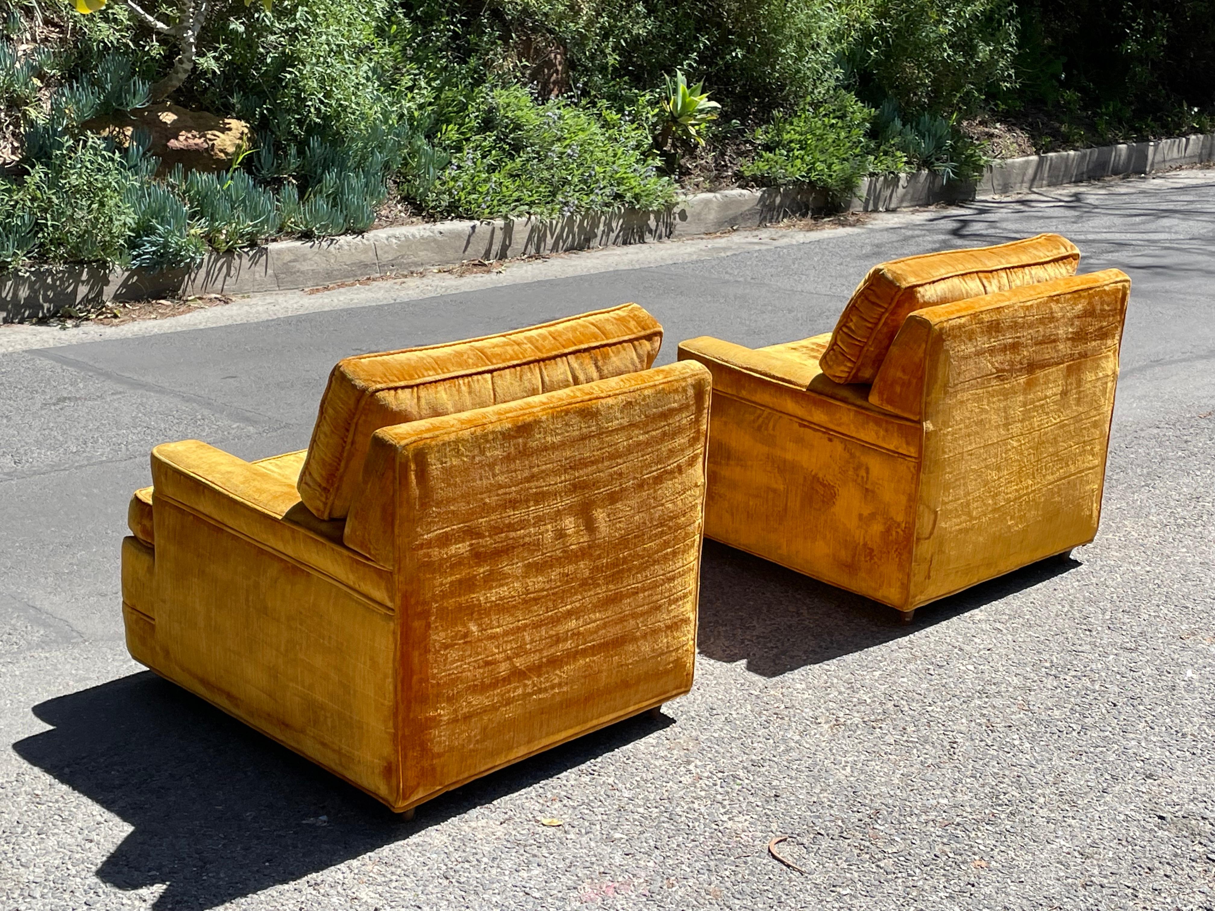 Midcentury Orange Crushed Velvet Club Chairs, circa 1960s In Good Condition In Los Angeles, CA