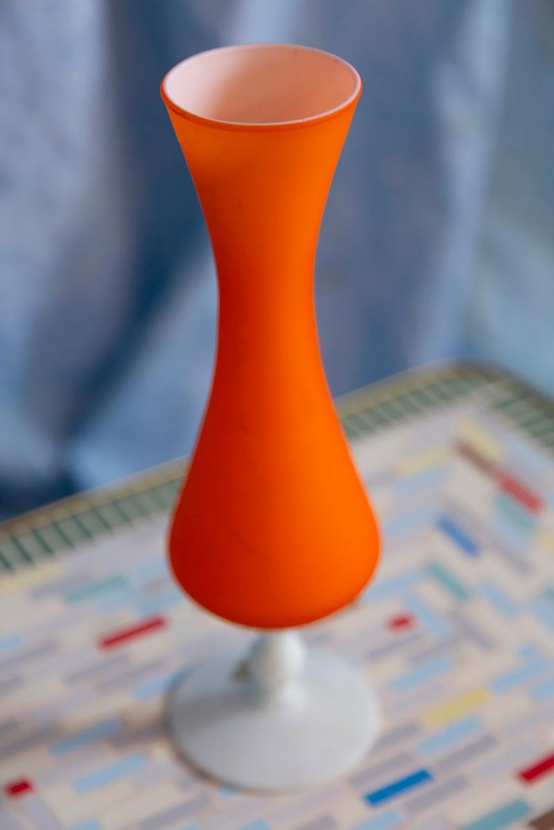 Mid Century Orange Decorative Glass Vase, Europe, 1960s In Good Condition For Sale In 05-080 Hornowek, PL