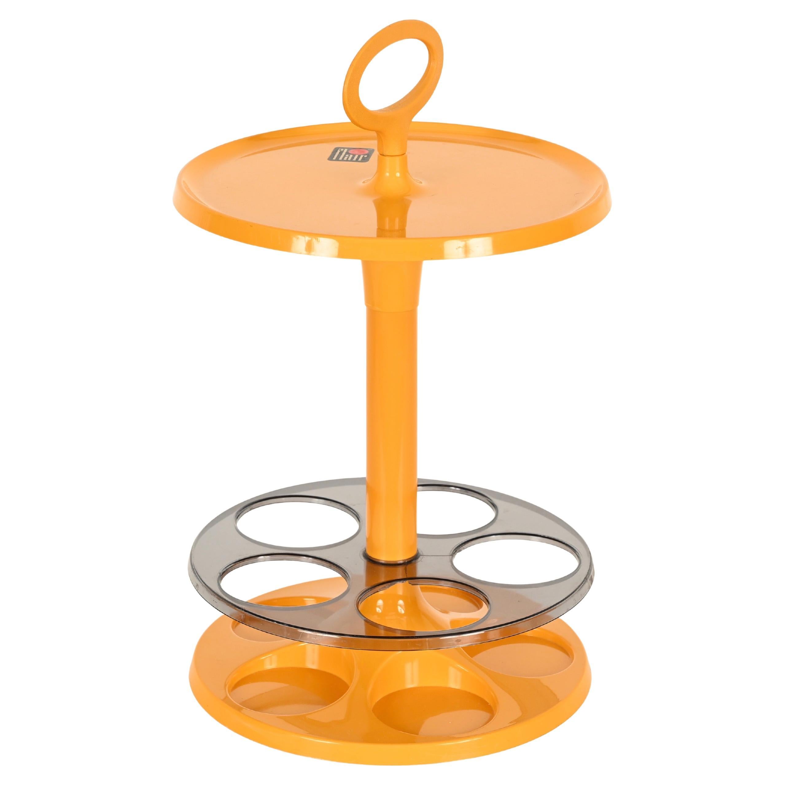 Runder Beistelltisch in Orange mit Flaschenhalter von Flair, Holland, 1970er Jahre im Angebot