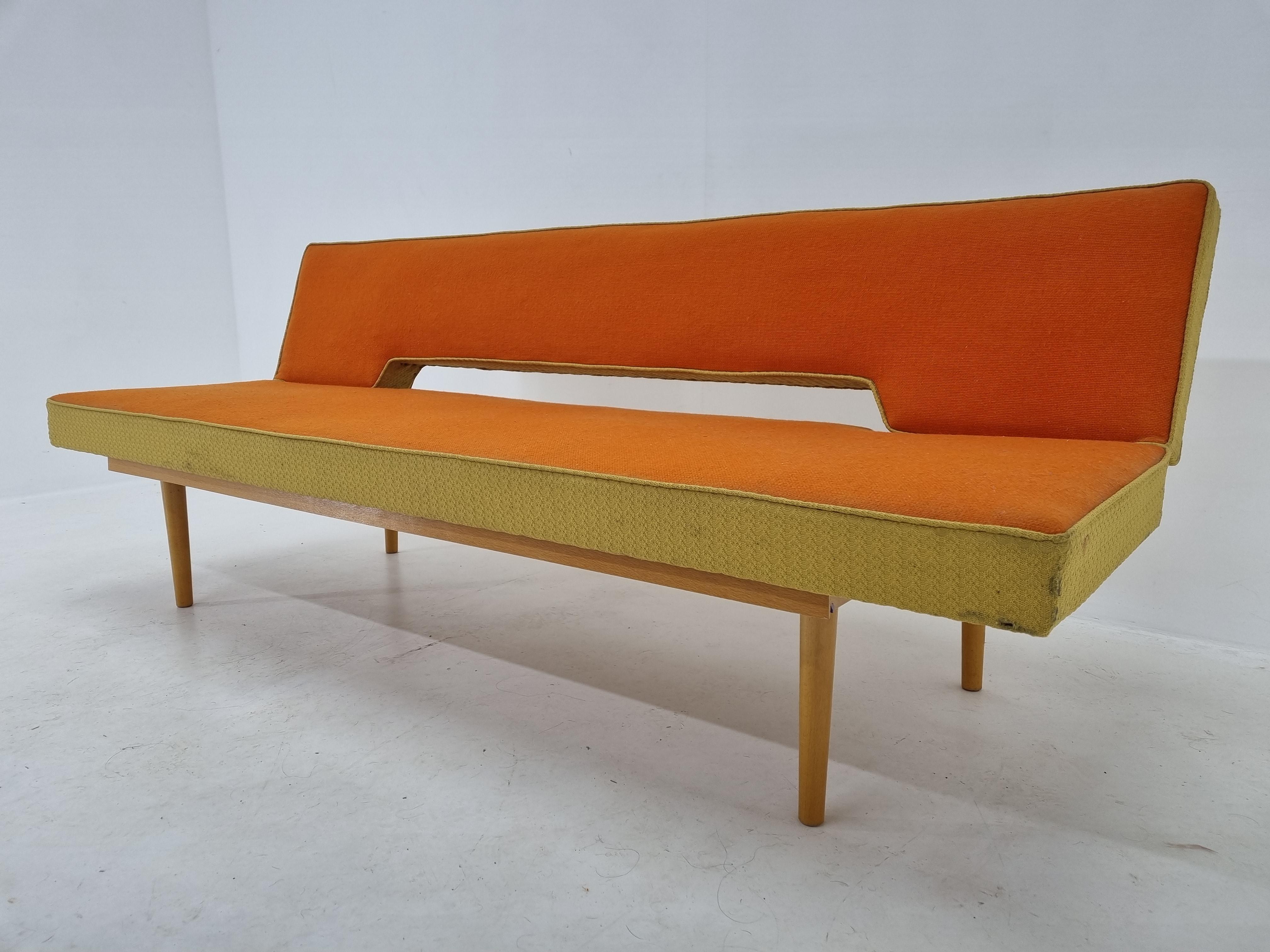 Mid-Century Modern Mid Century Orange Sofa or Daybed Miroslav Navratil, Interier Praha, 1960s