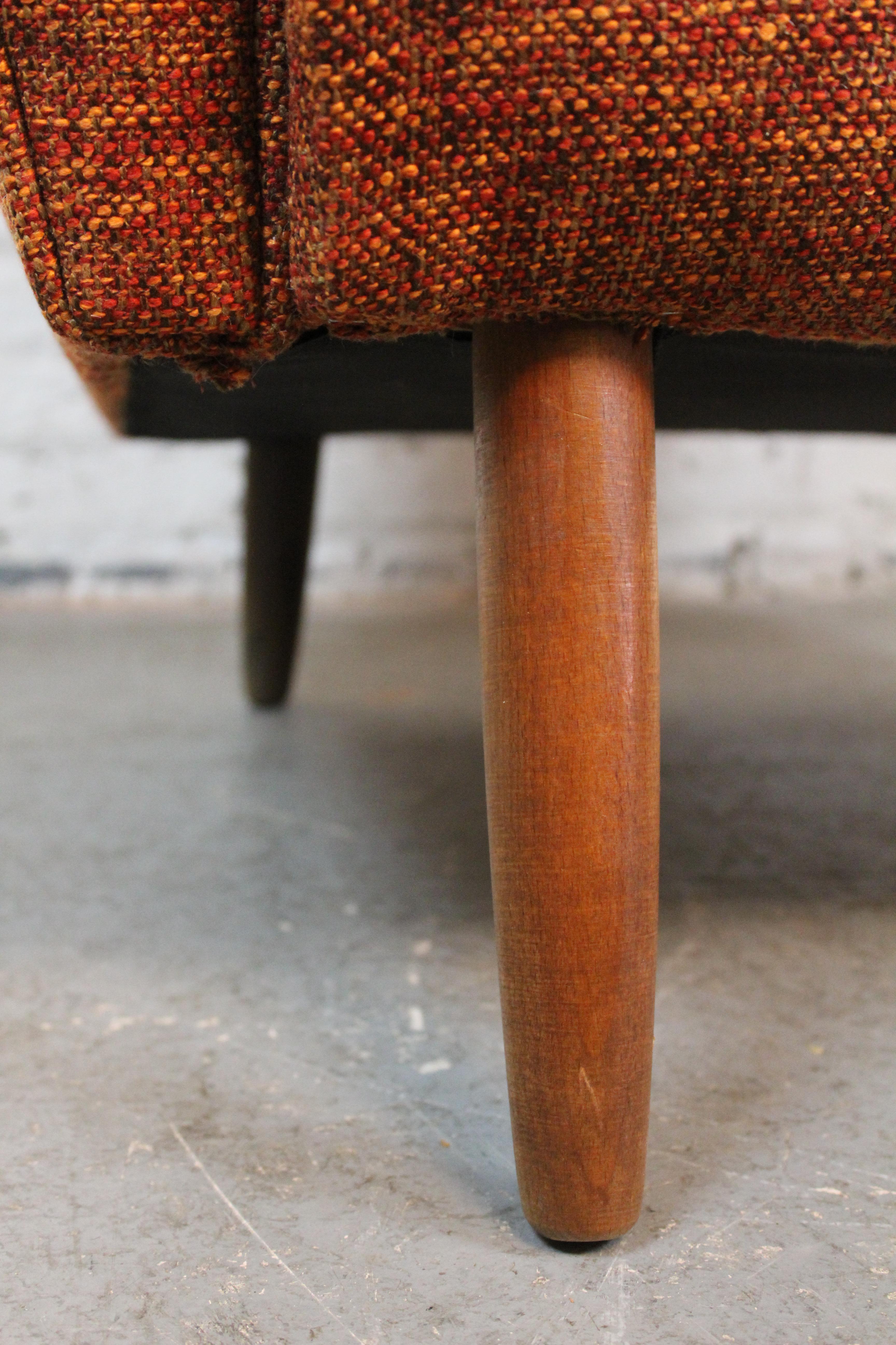 Mid-Century Orange Tweed Geometric Club Chair For Sale 4